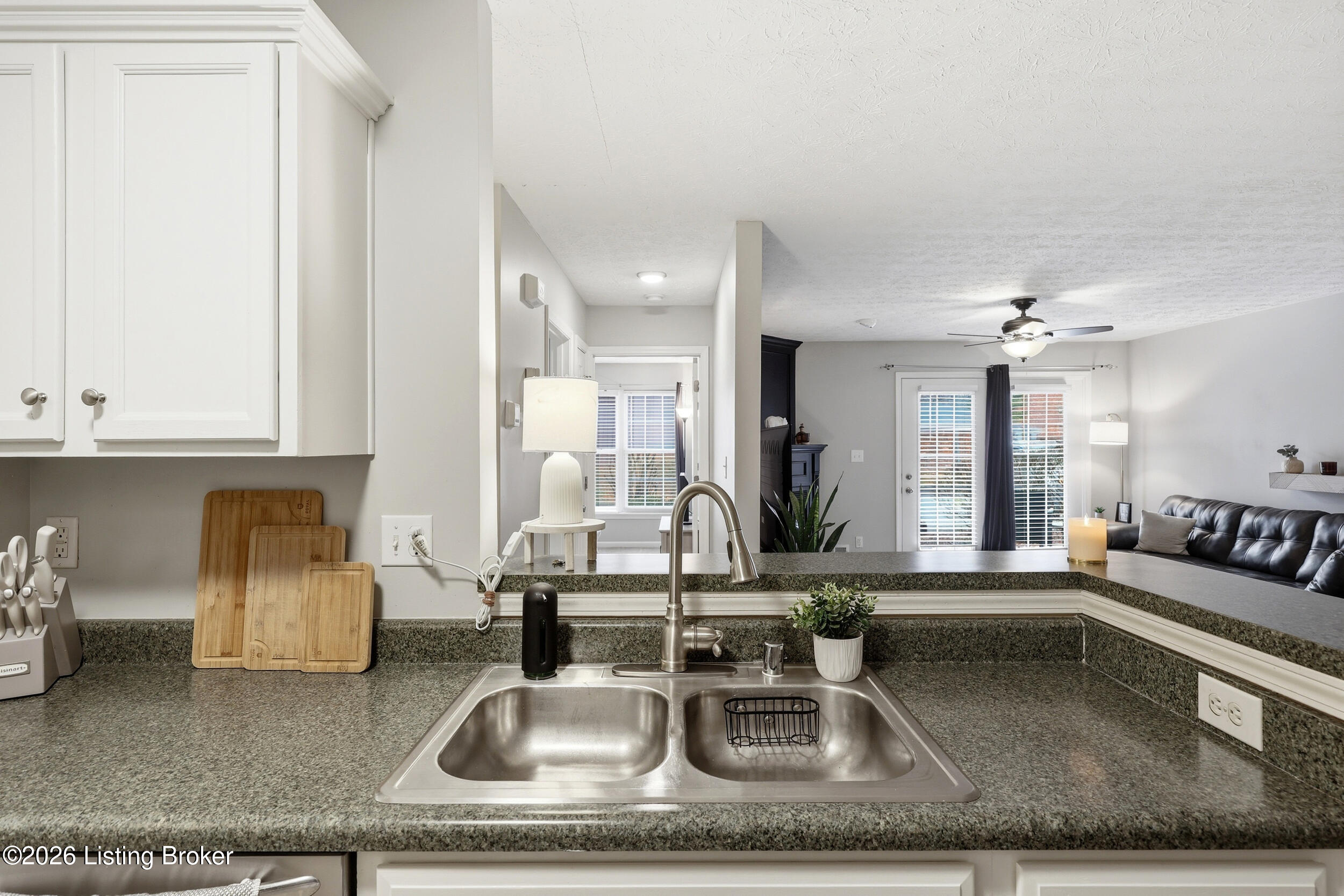 1124 Powerhouse Ln 105