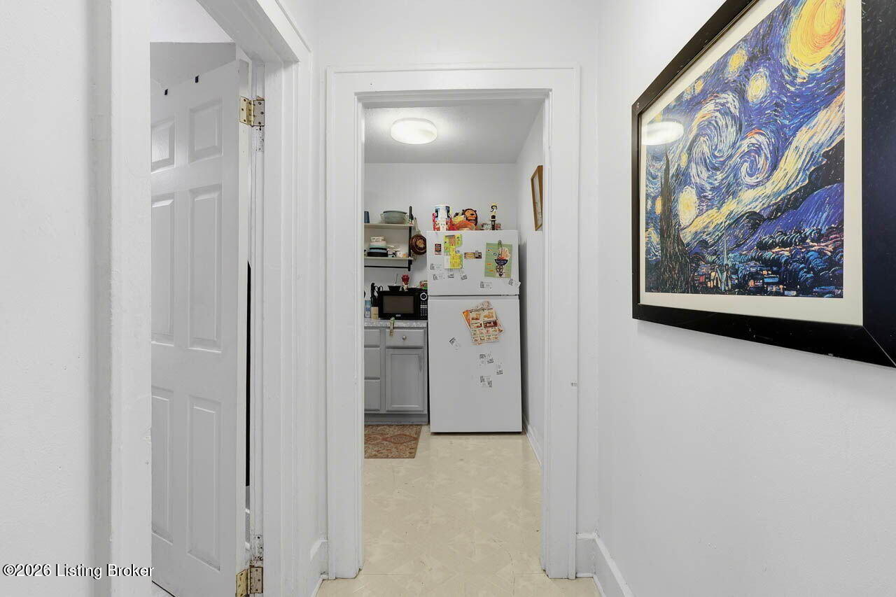 812 Brookline Ave