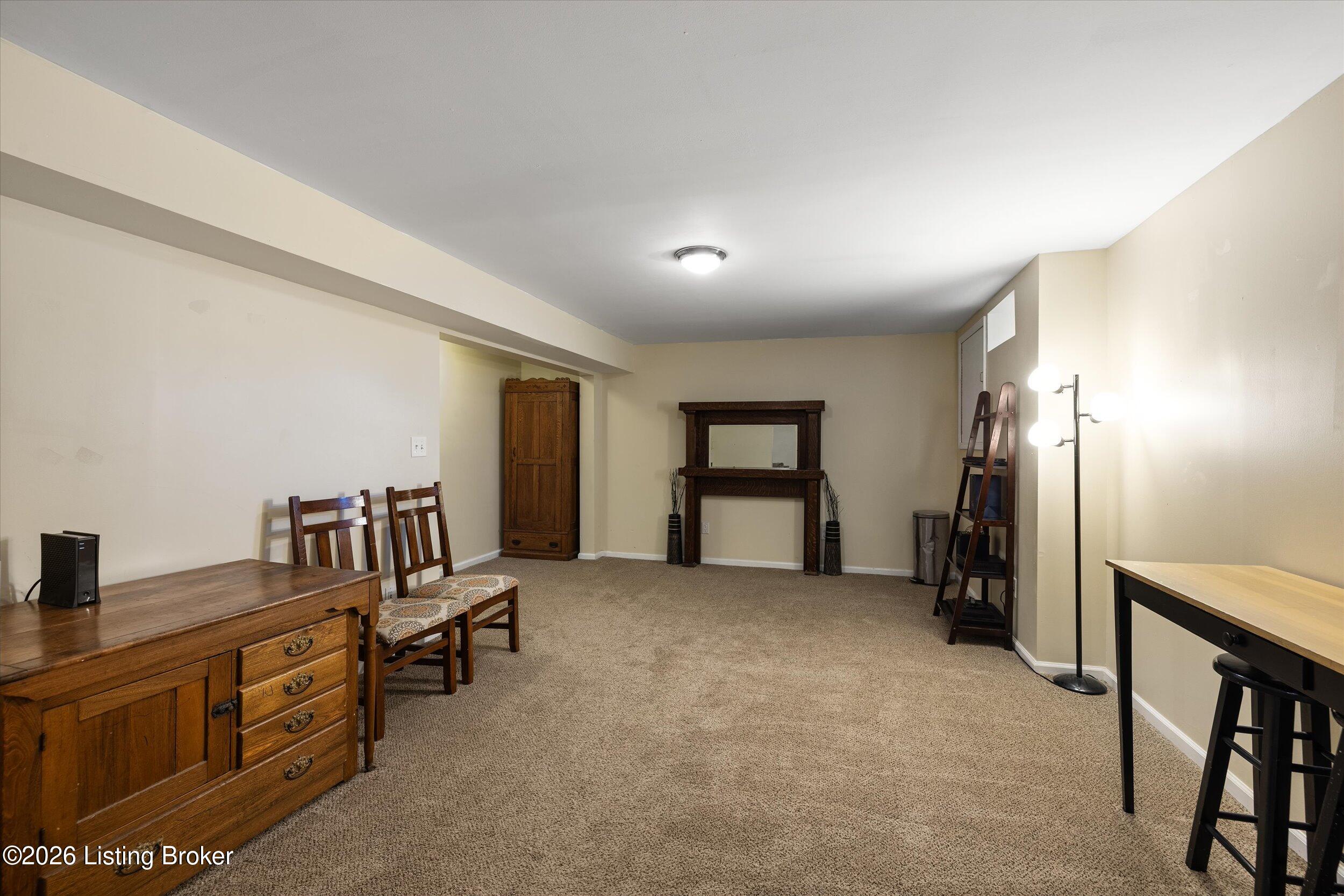 5109 Oakbrook Dr