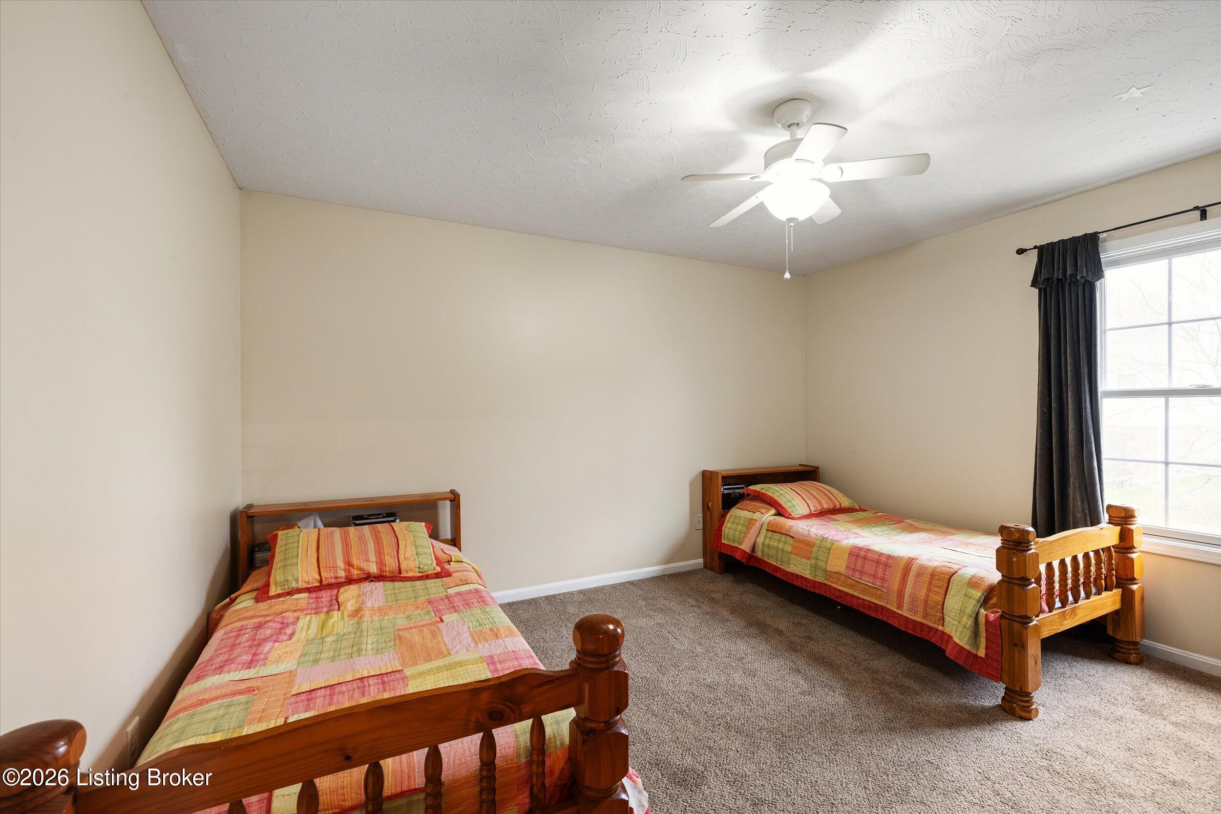 5109 Oakbrook Dr