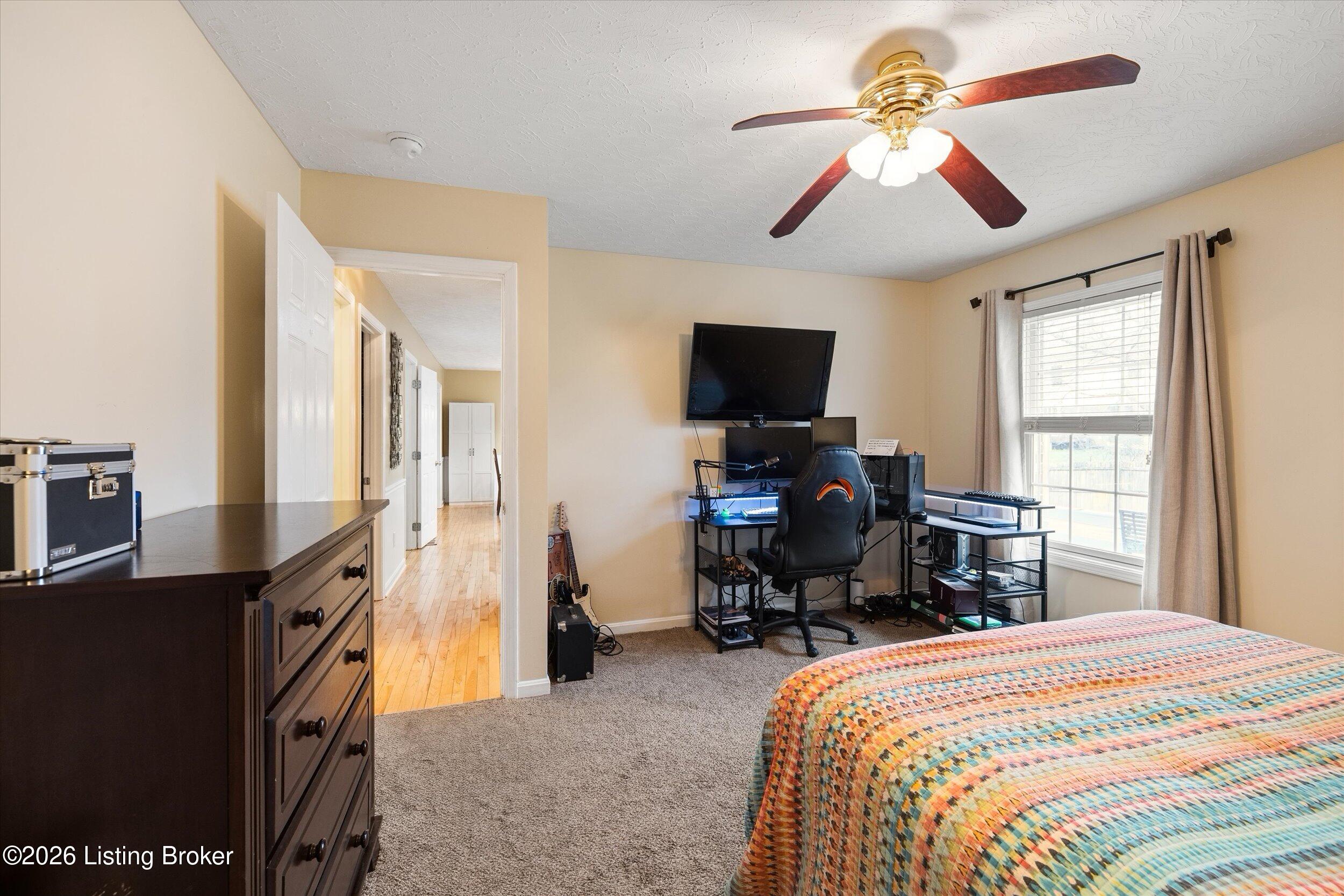 5109 Oakbrook Dr