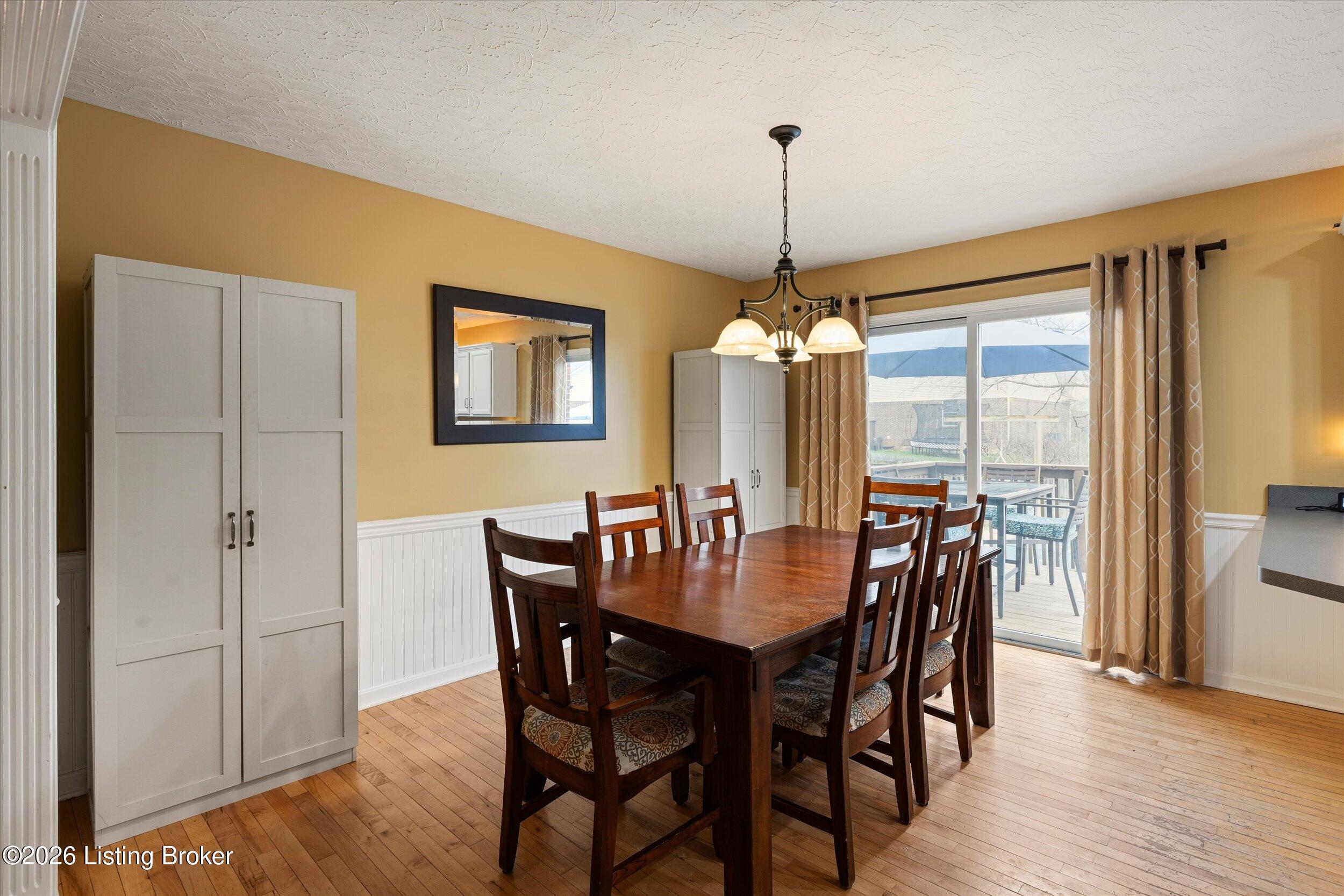 5109 Oakbrook Dr