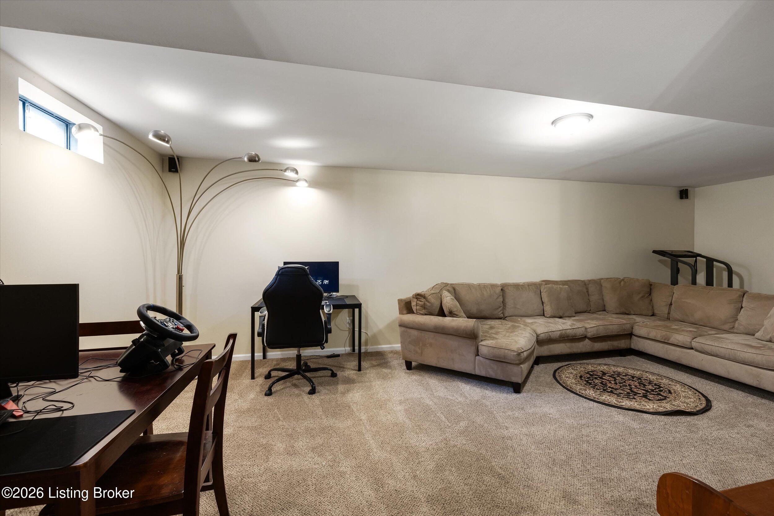 5109 Oakbrook Dr