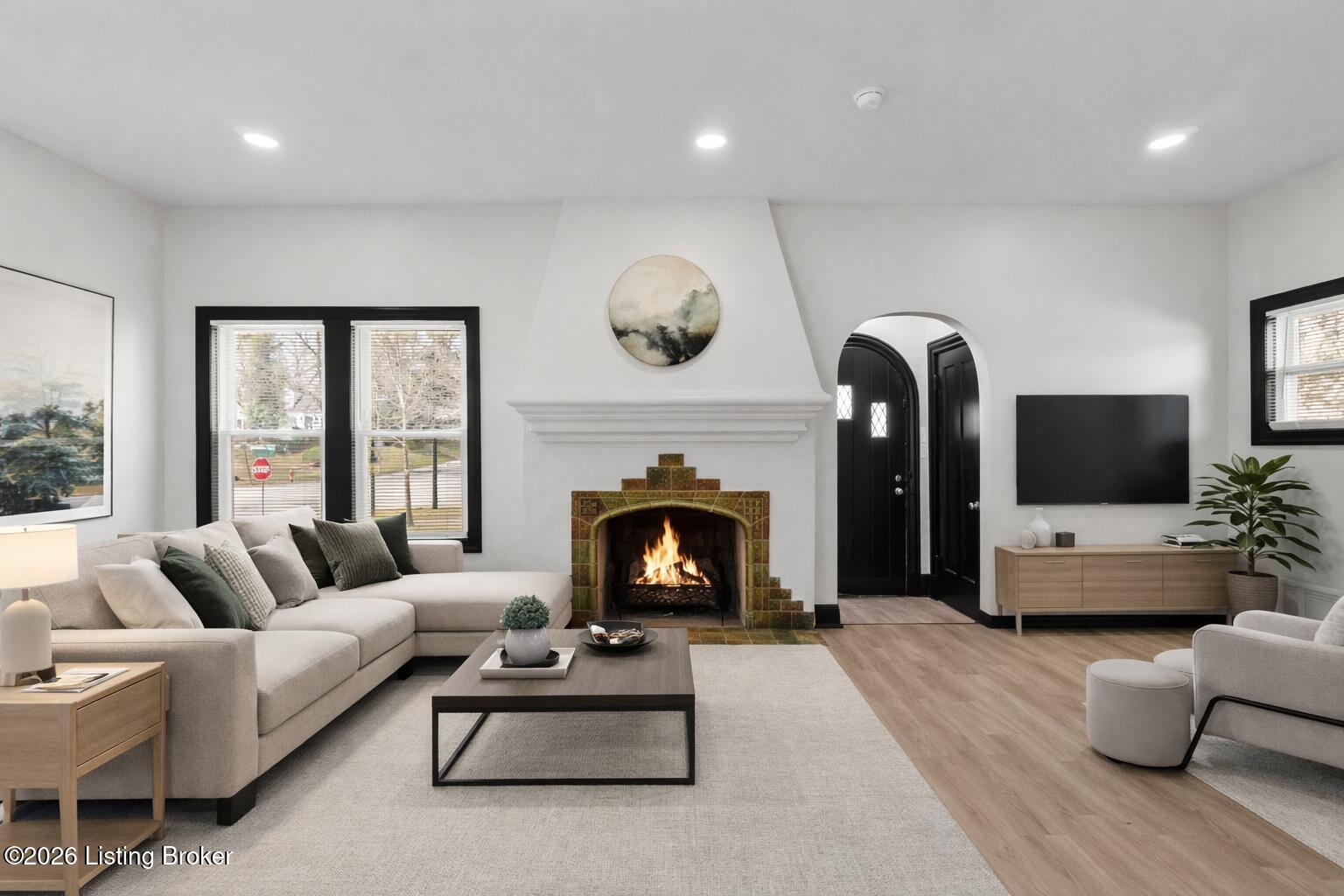 739 Southwestern Pkwy