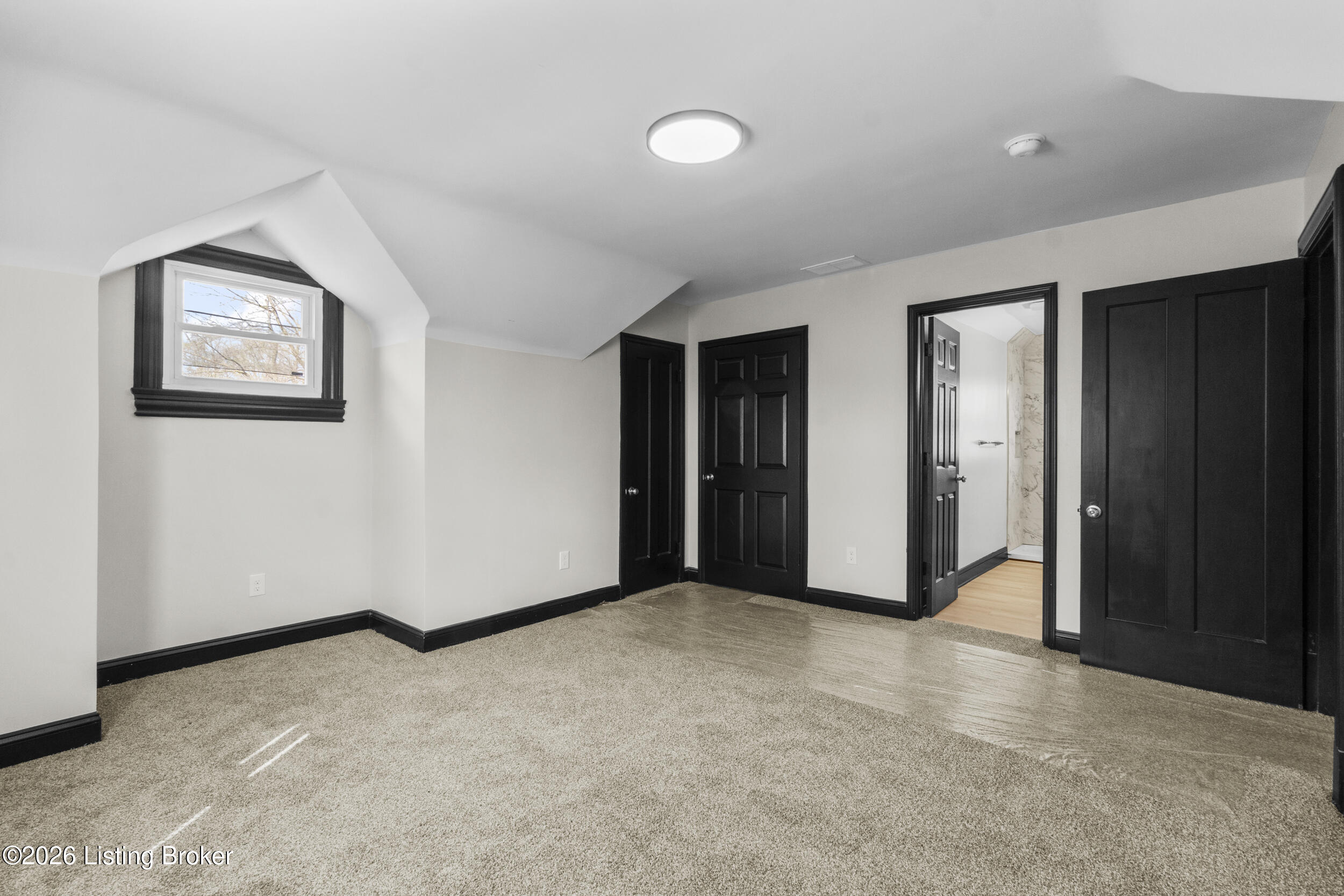 739 Southwestern Pkwy