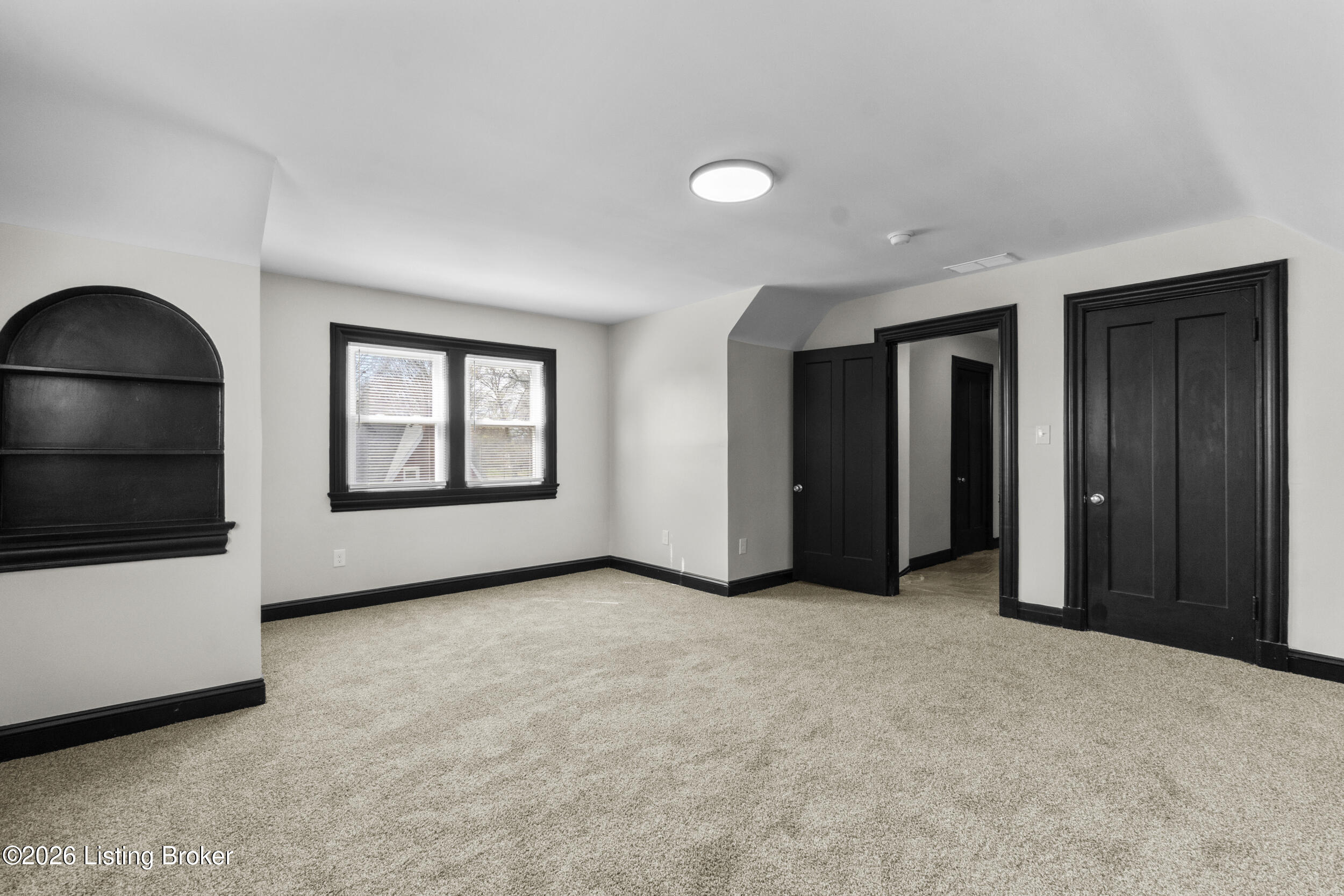 739 Southwestern Pkwy