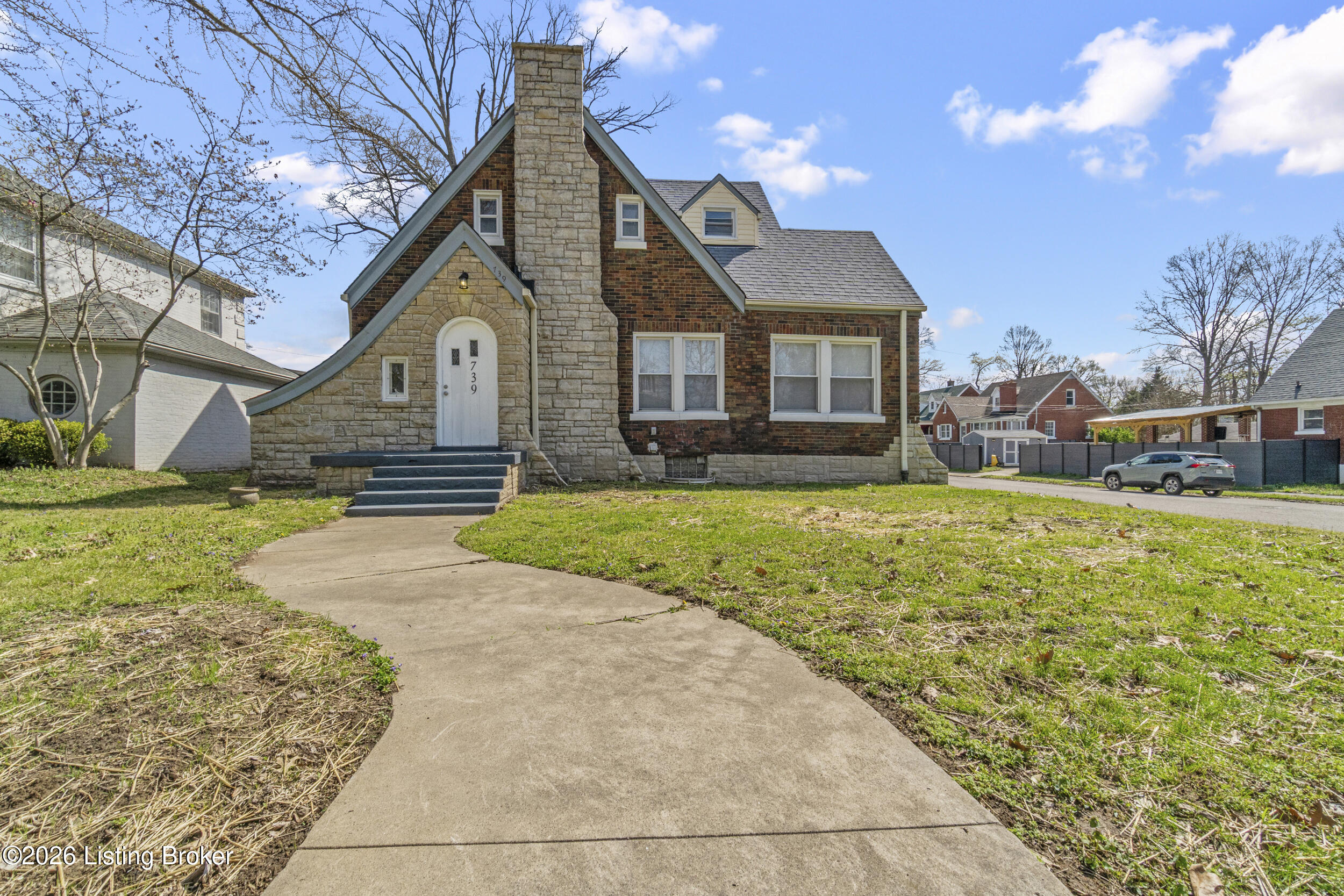 739 Southwestern Pkwy