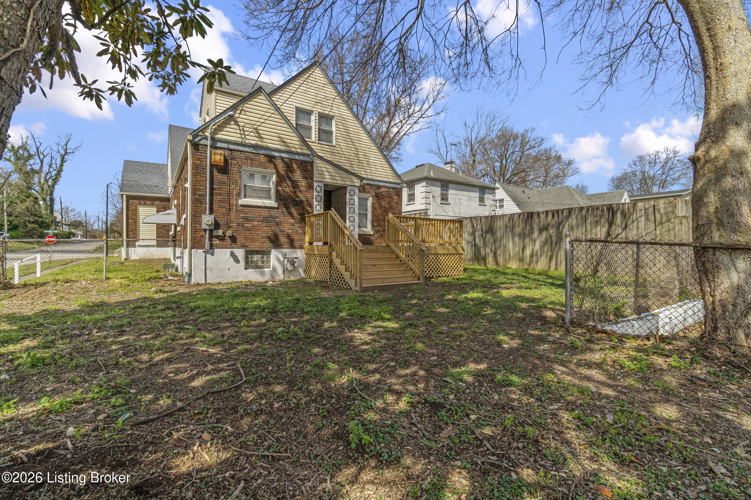 739 Southwestern Pkwy
