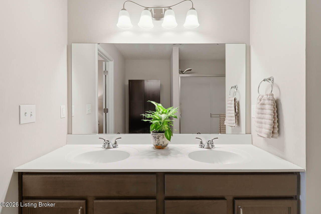 11116 Remembrance Ln