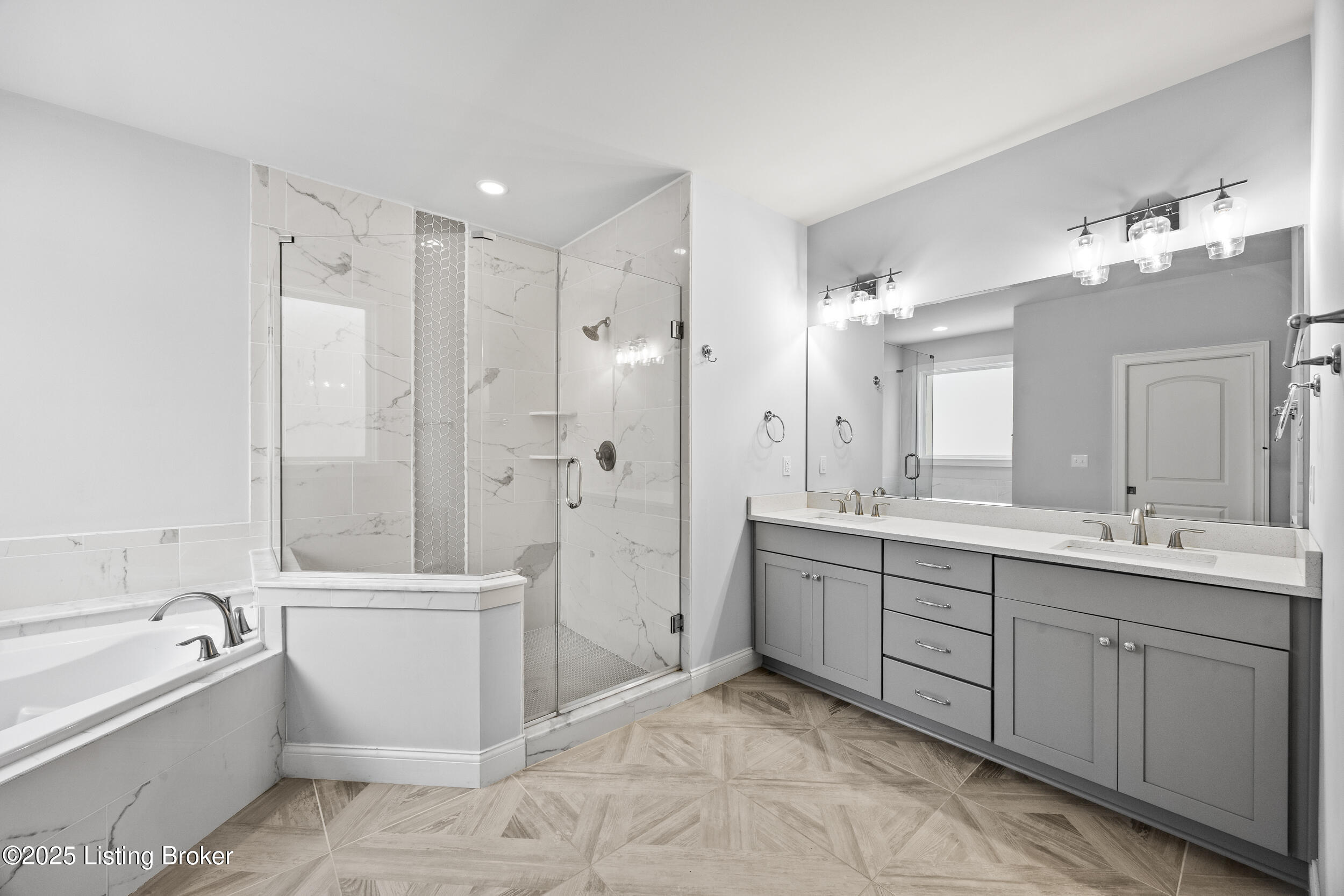 1508 Lincoln Hill Way