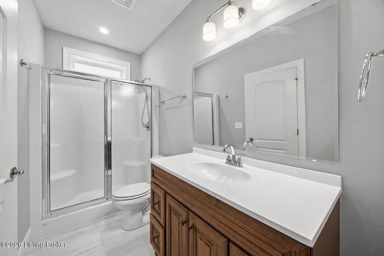 1508 Lincoln Hill Way