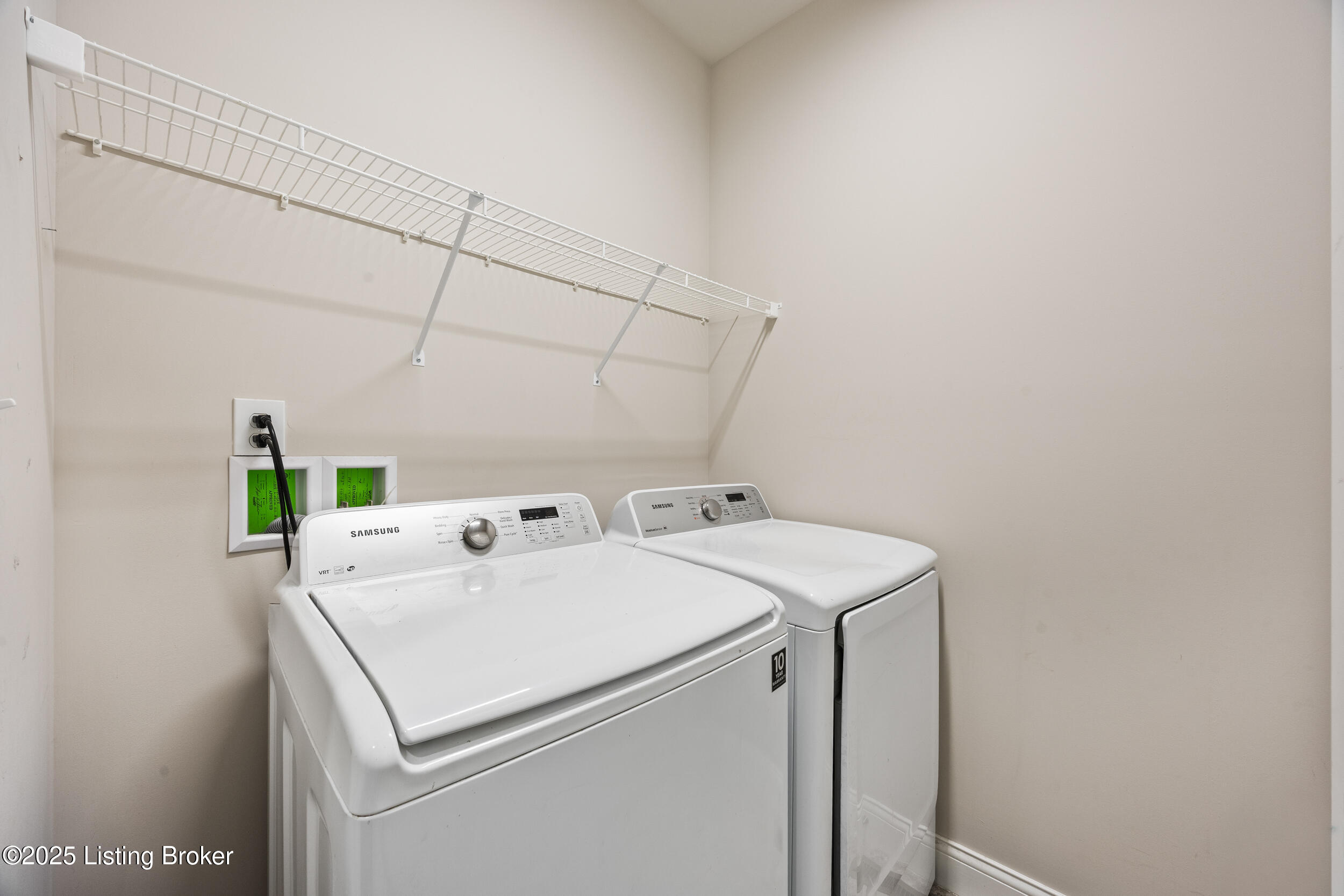 1508 Lincoln Hill Way