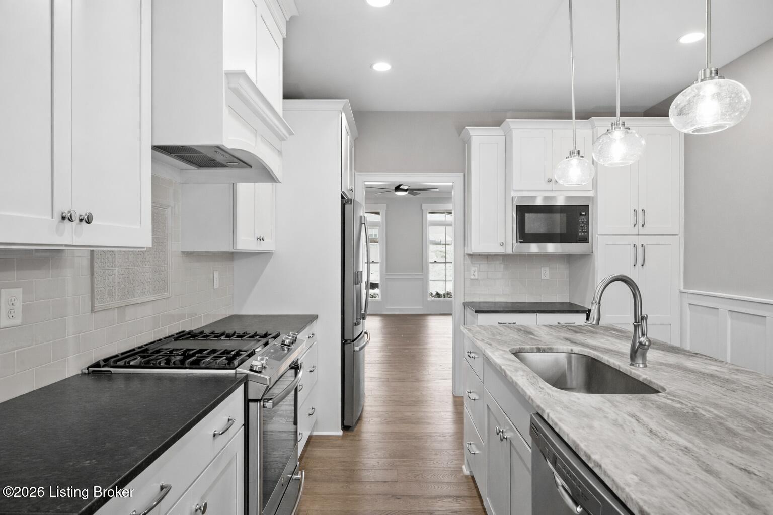 1508 Lincoln Hill Way