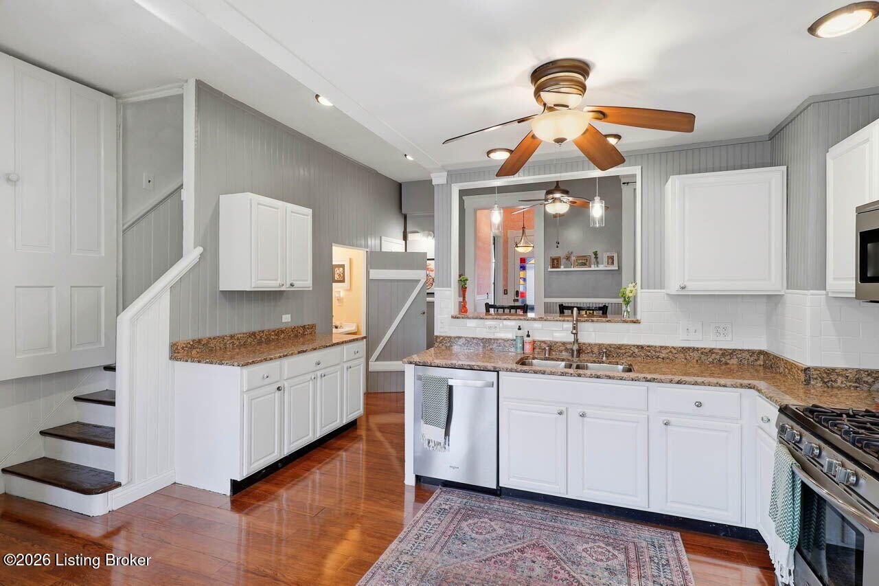 1428 E Breckinridge St