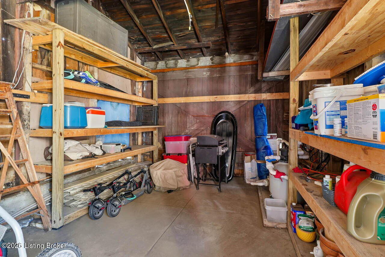 1428 E Breckinridge St