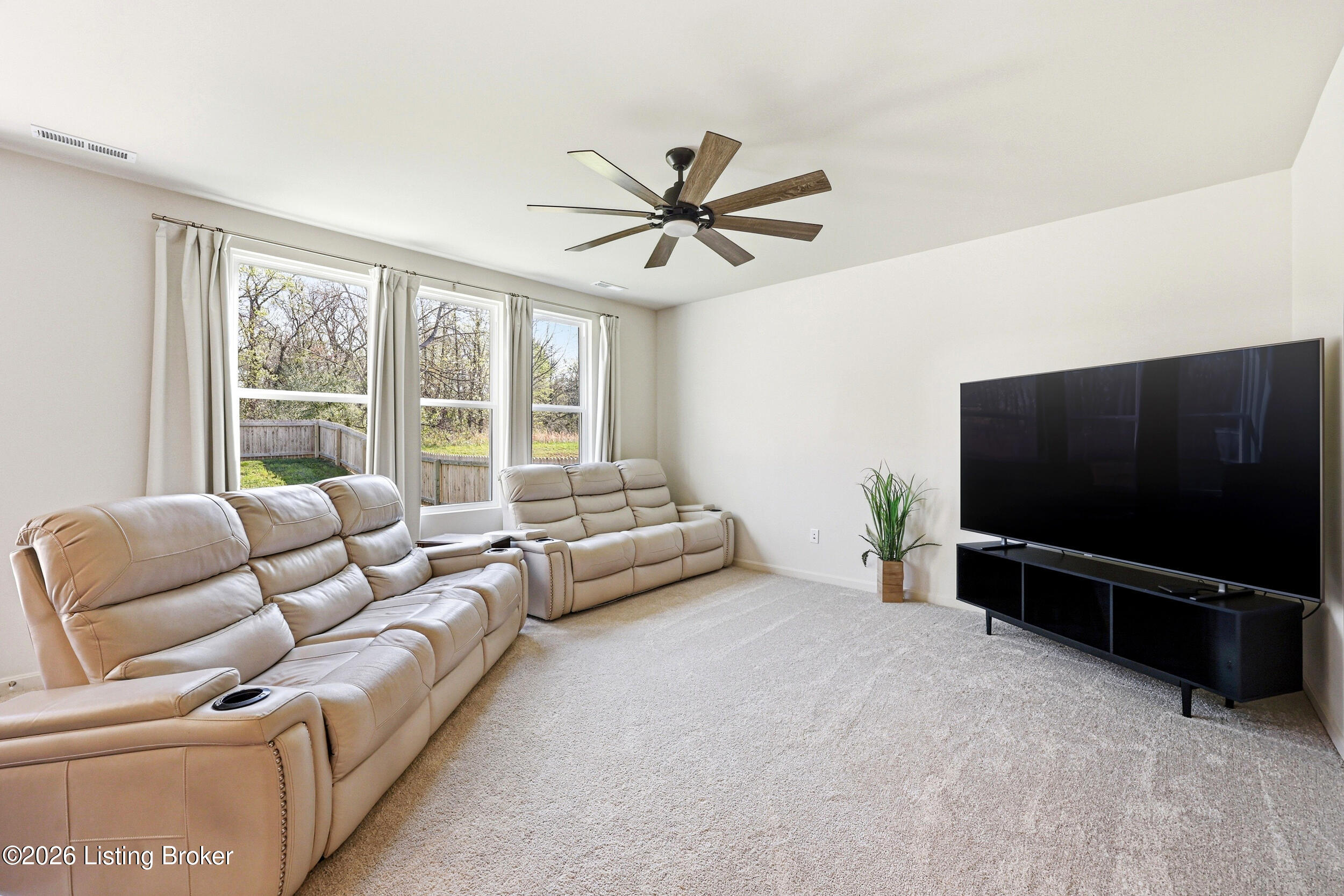 4603 Golden Eagle Dr