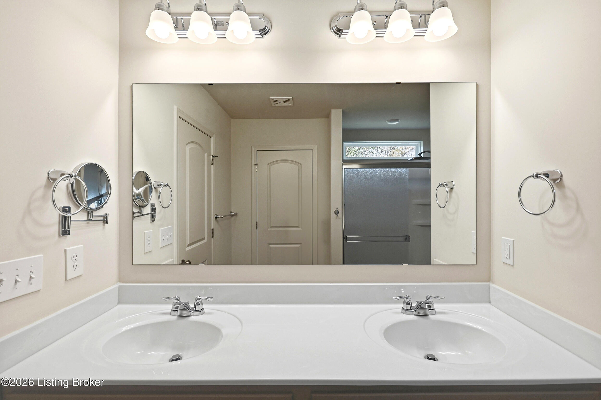 4603 Golden Eagle Dr