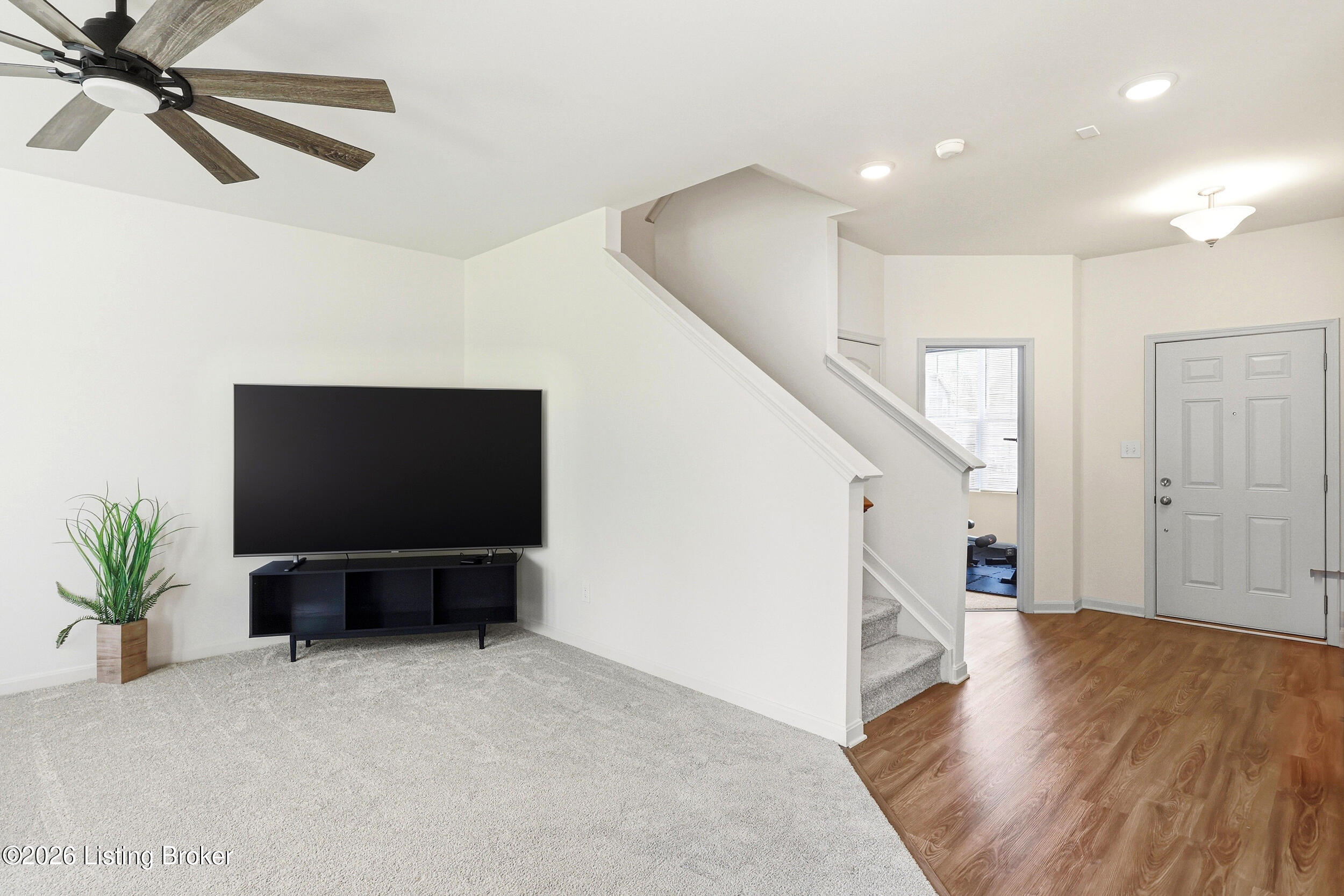 4603 Golden Eagle Dr