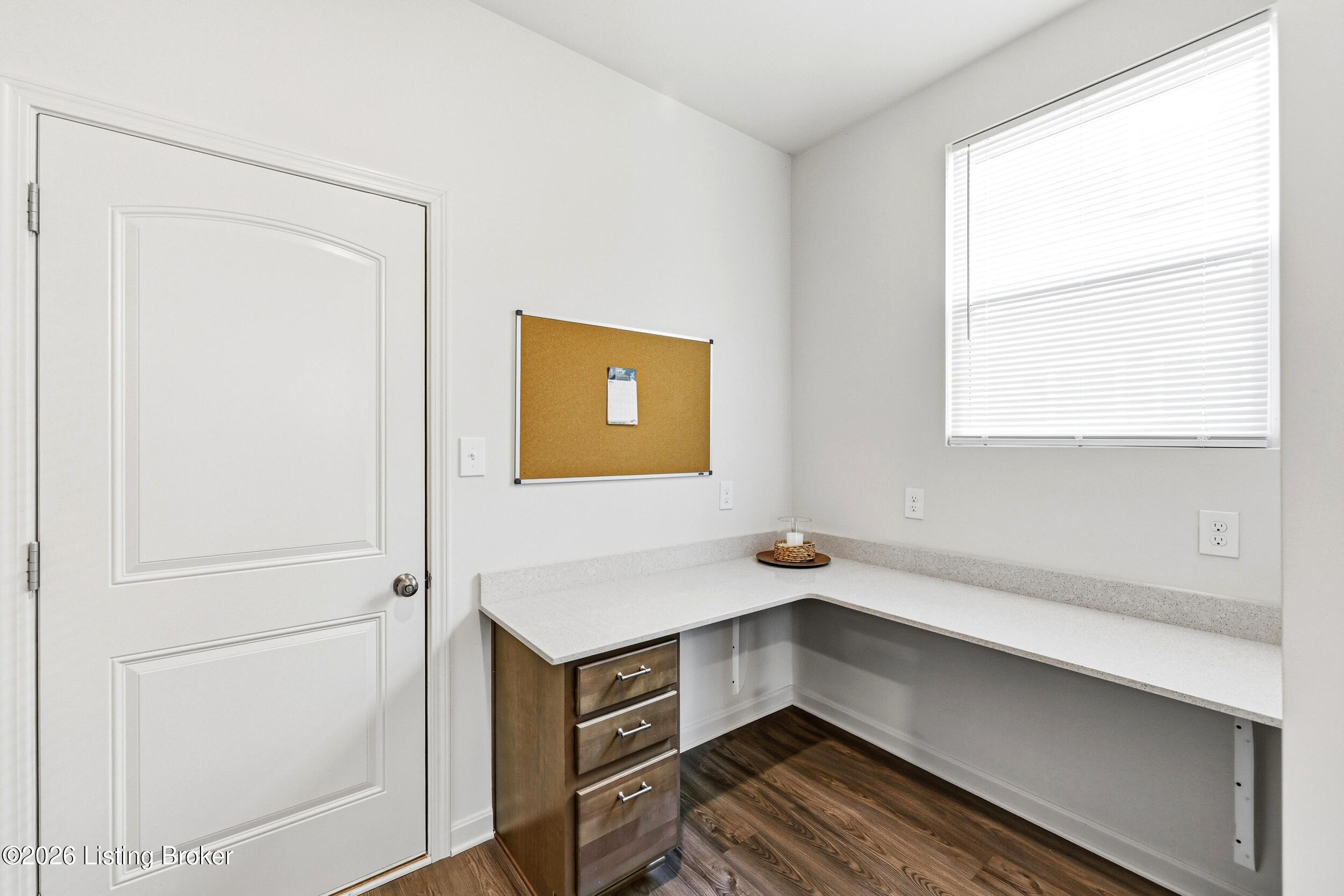 4603 Golden Eagle Dr