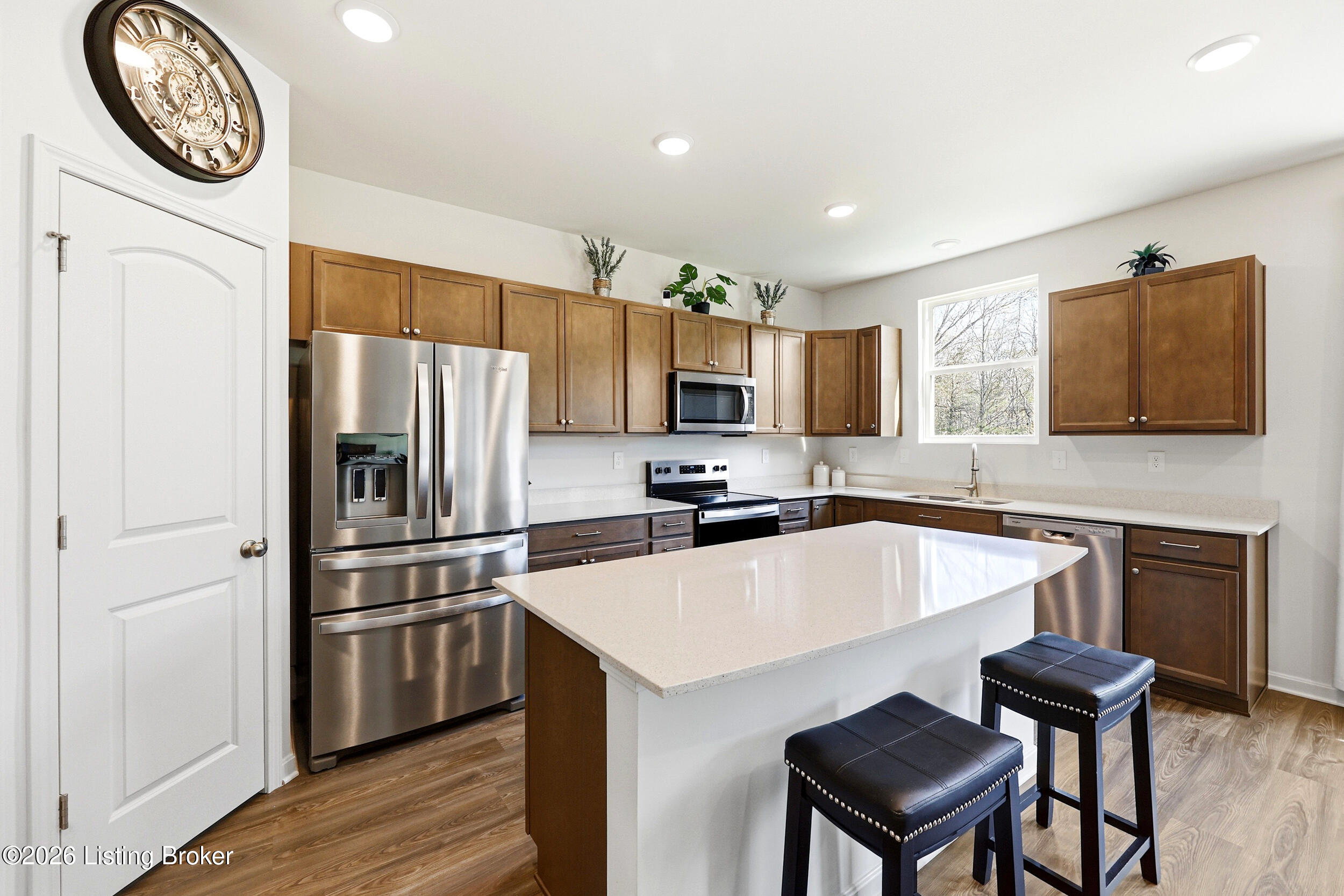 4603 Golden Eagle Dr