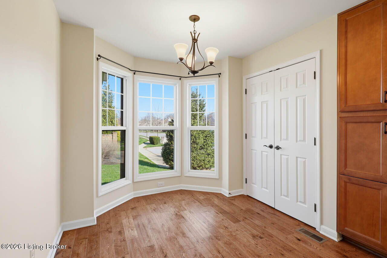 11200 Hammond Dr