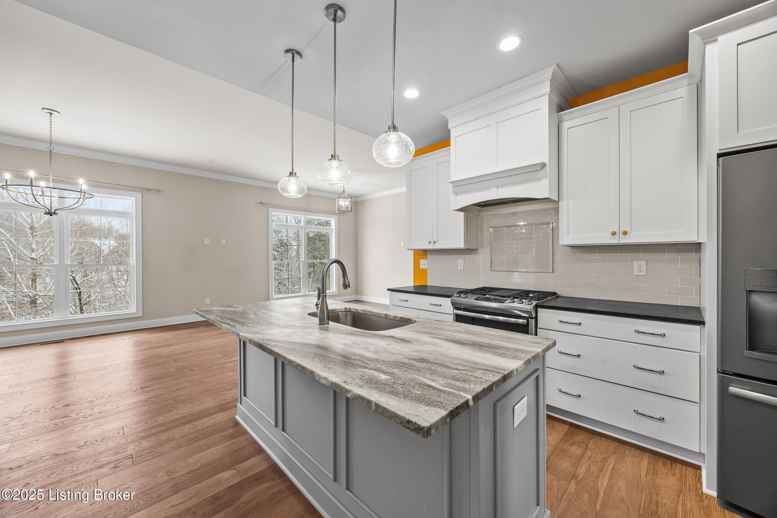 1508 Lincoln Hill Way