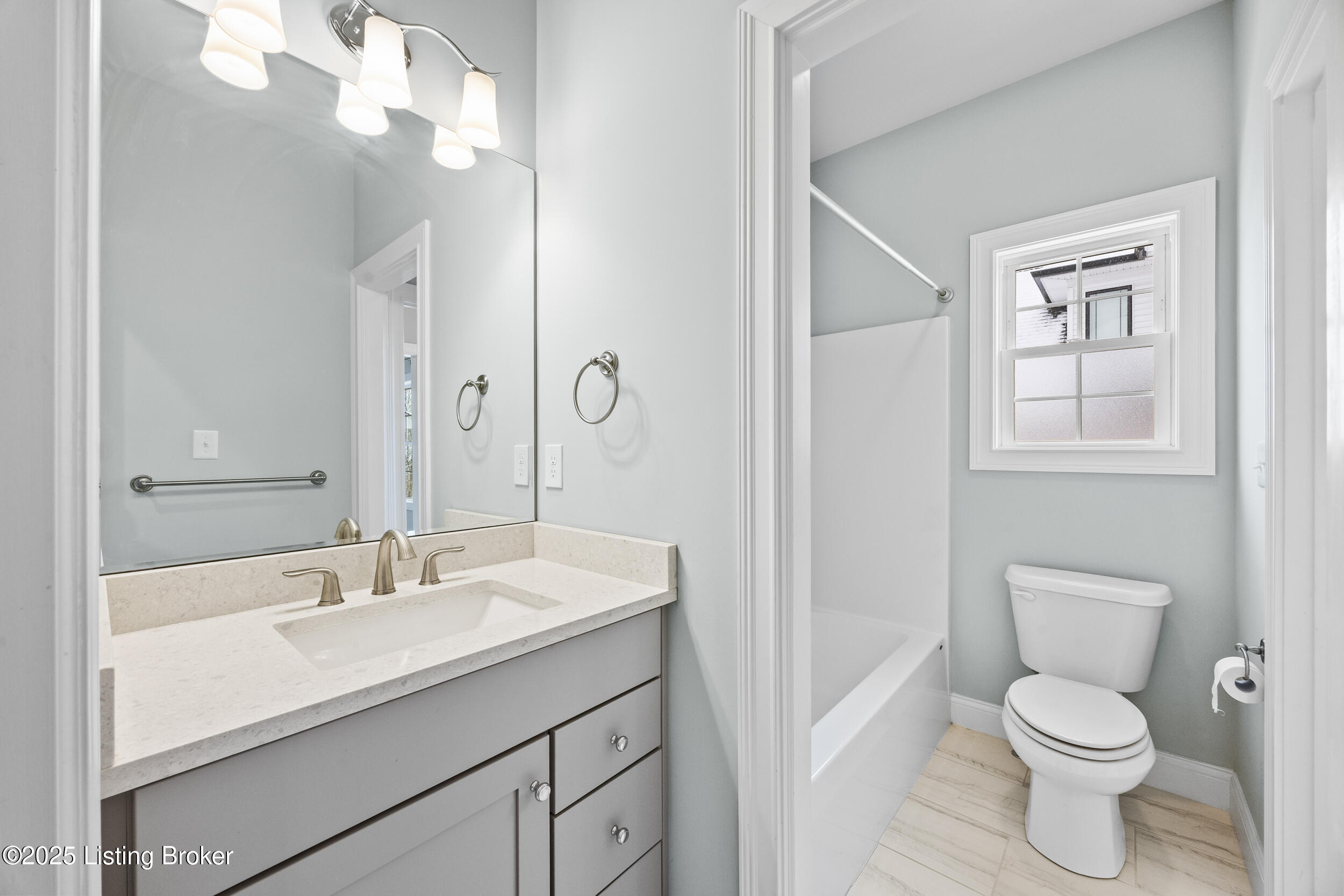 1508 Lincoln Hill Way