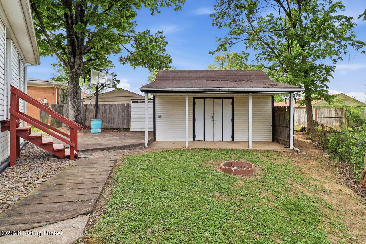 5805 Rocky Mountain Dr