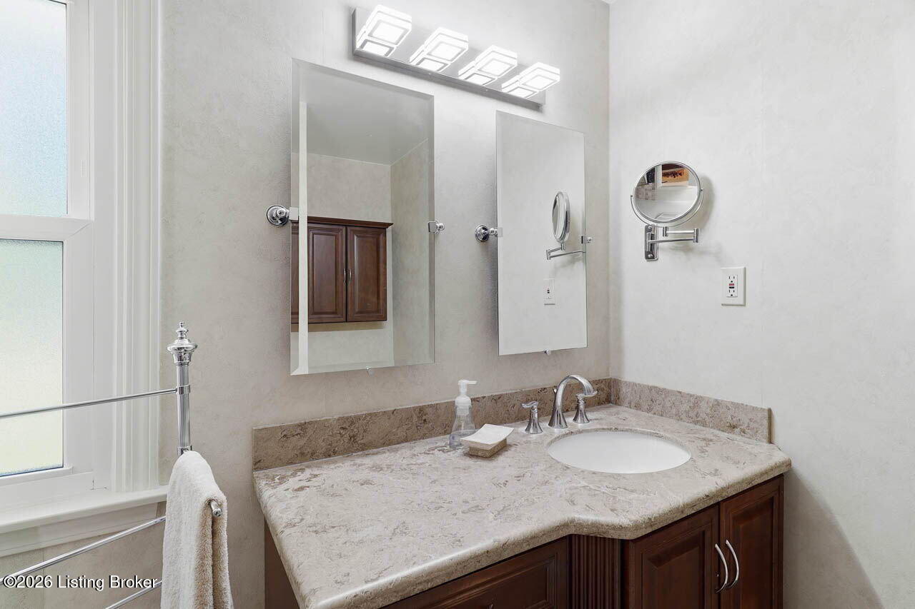 3113 Galway Ln