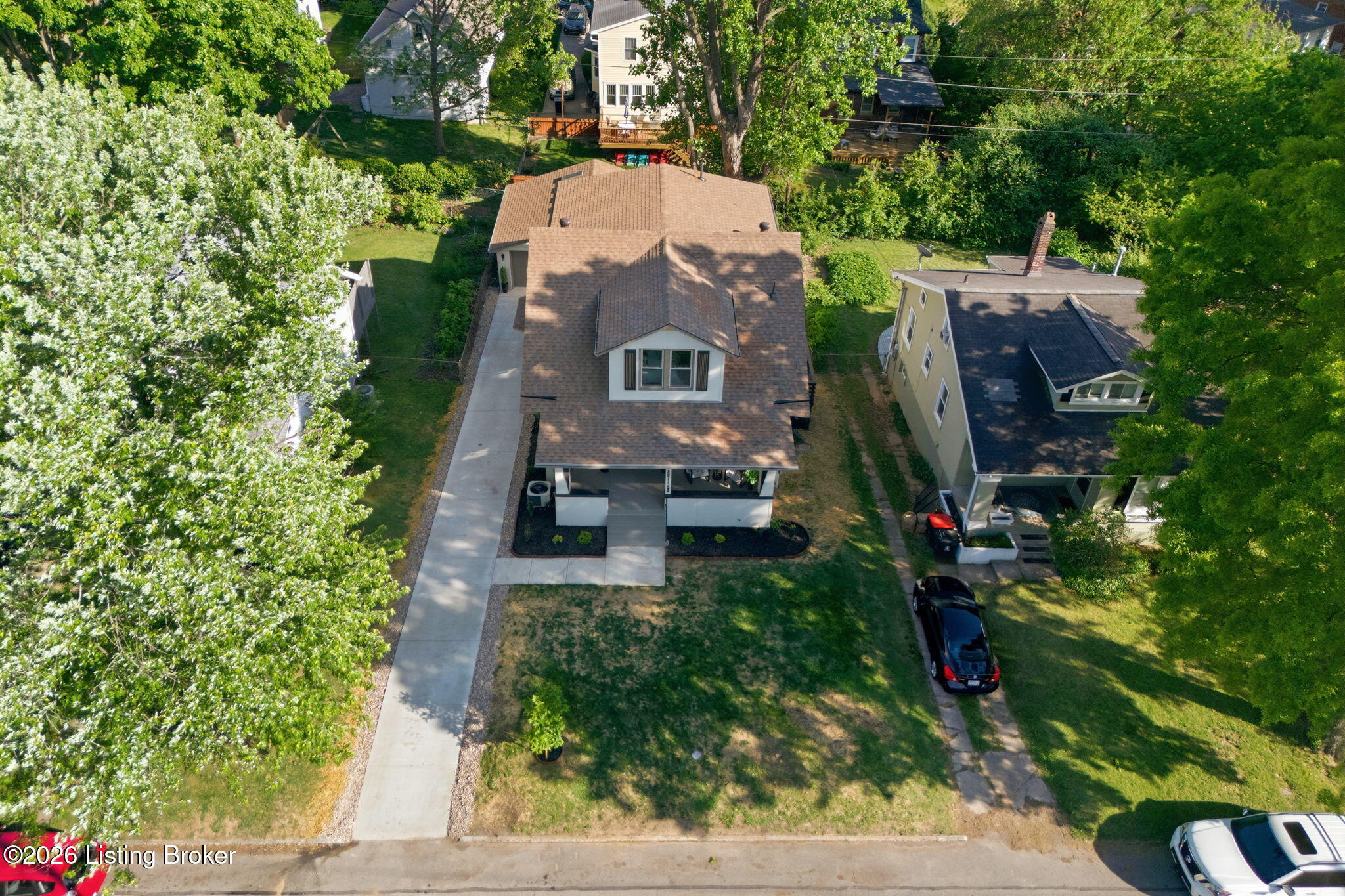 1618 Shady Ln