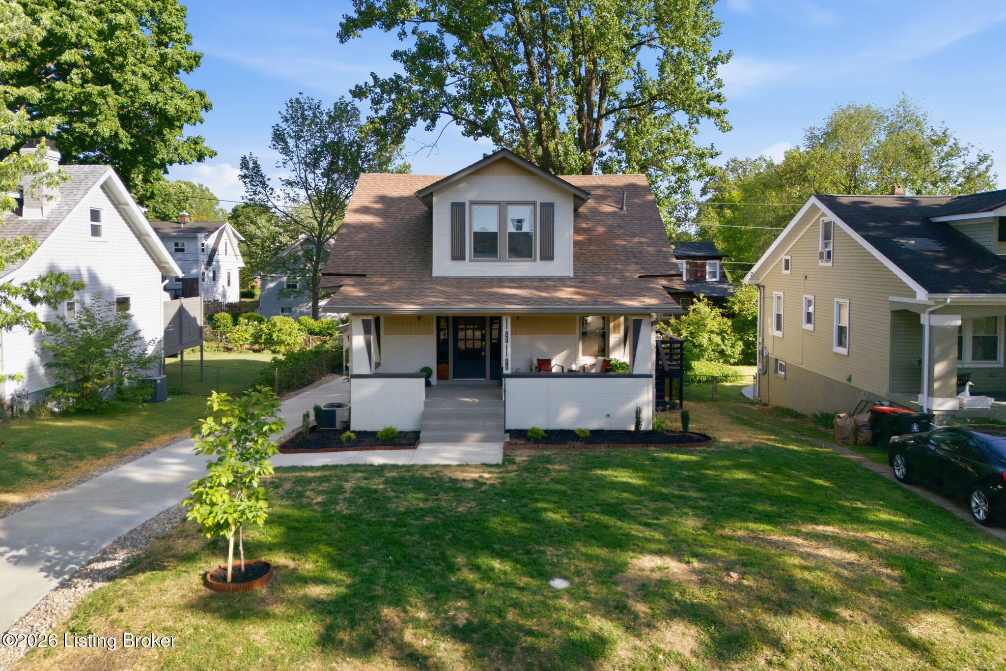 1618 Shady Ln