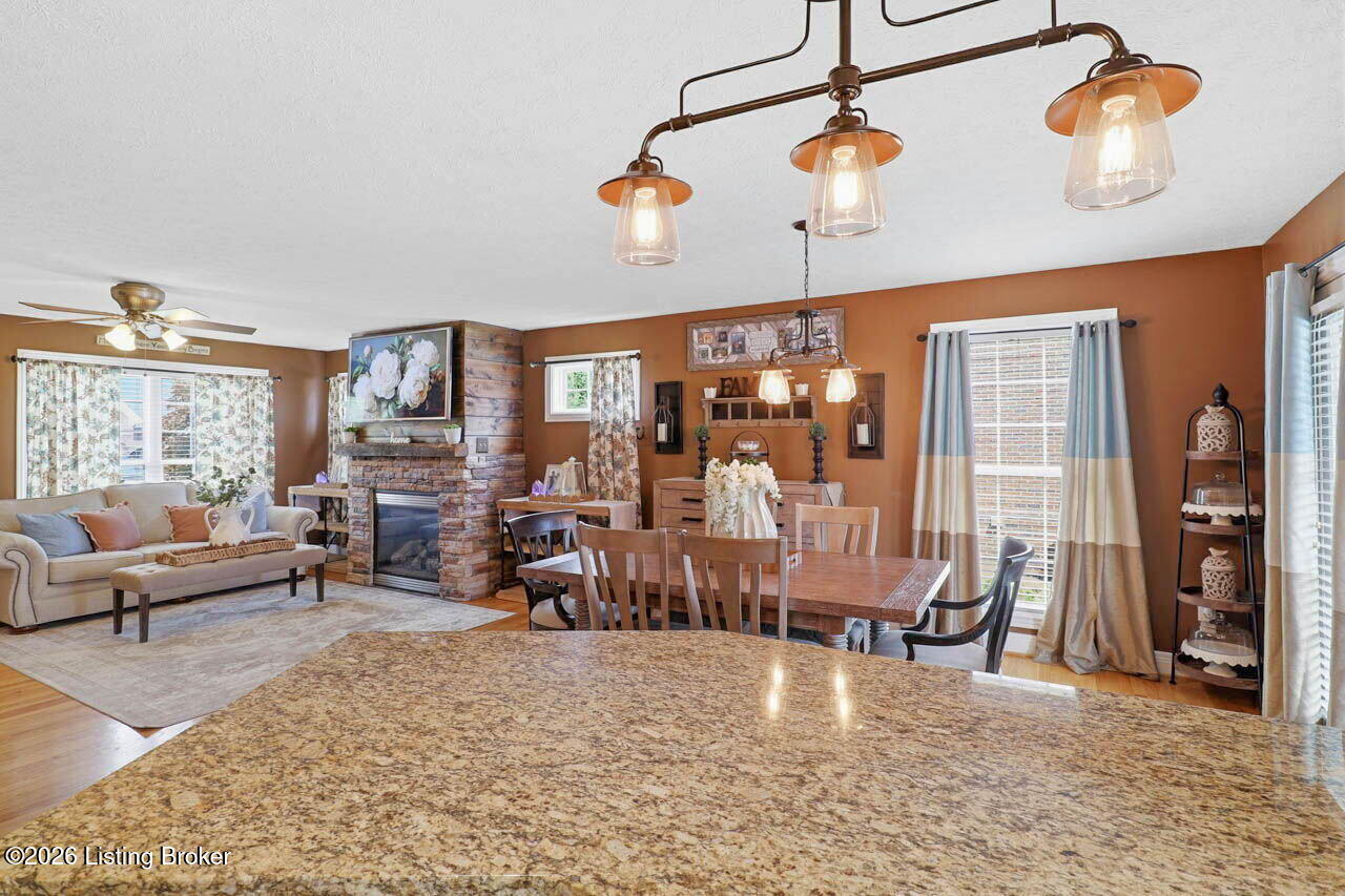 236 Bentwood Dr