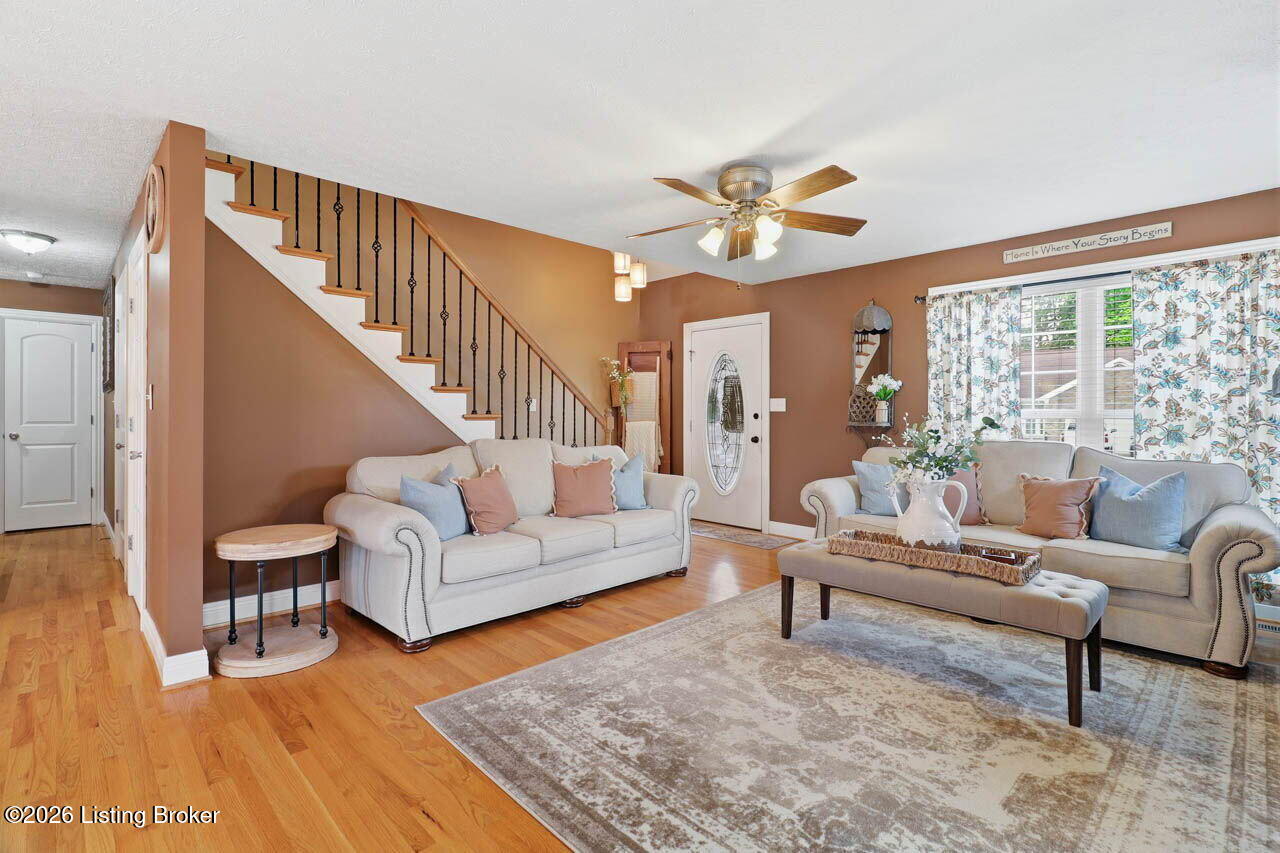 236 Bentwood Dr