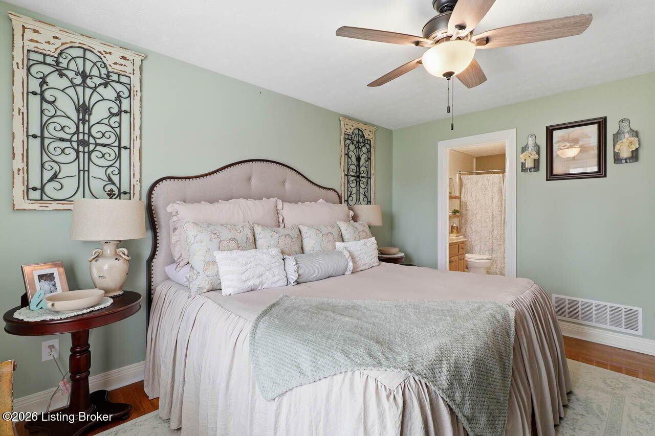 236 Bentwood Dr