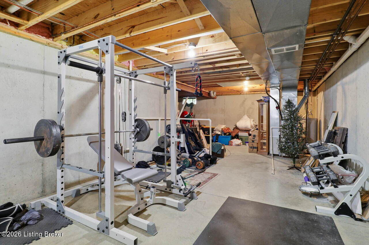 236 Bentwood Dr