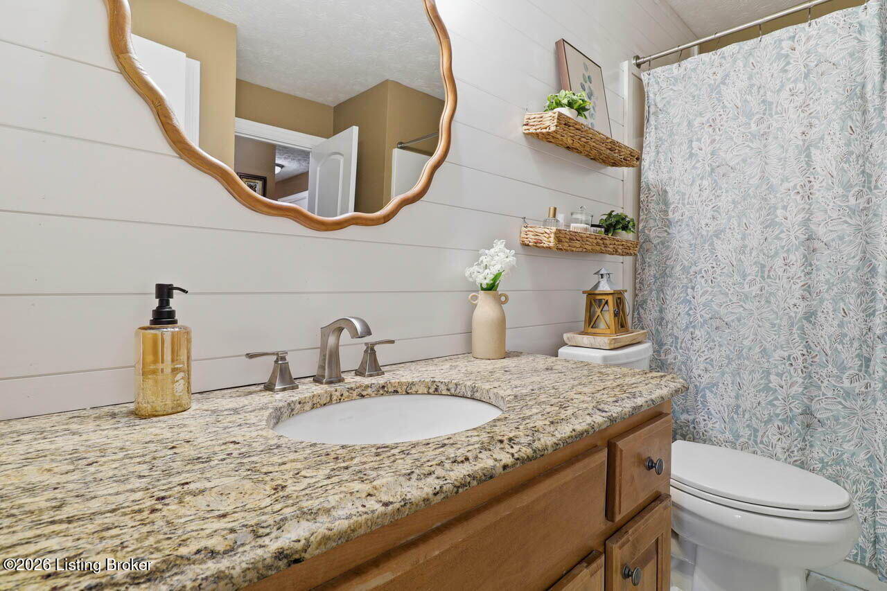 236 Bentwood Dr