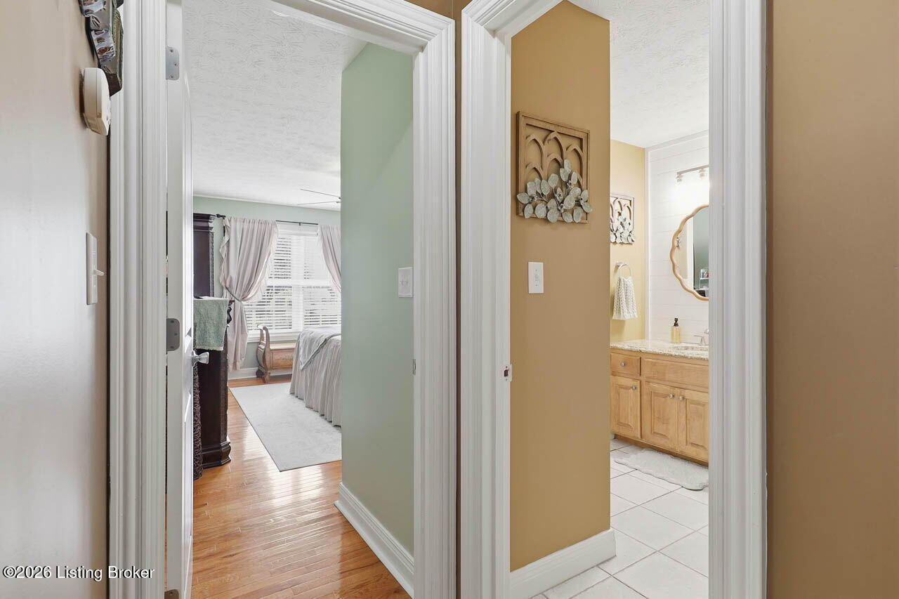 236 Bentwood Dr