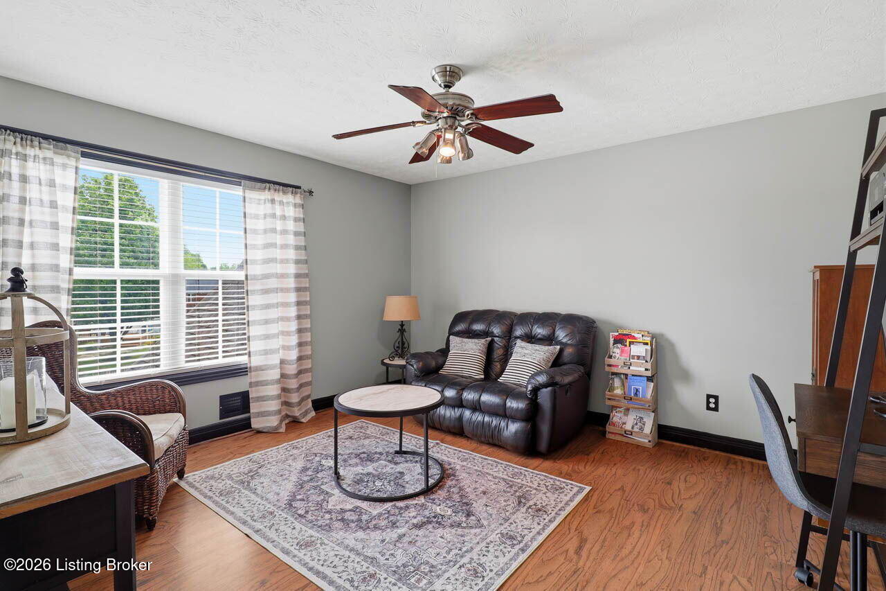 236 Bentwood Dr