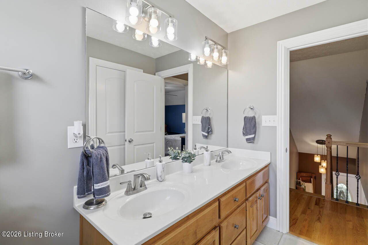 236 Bentwood Dr