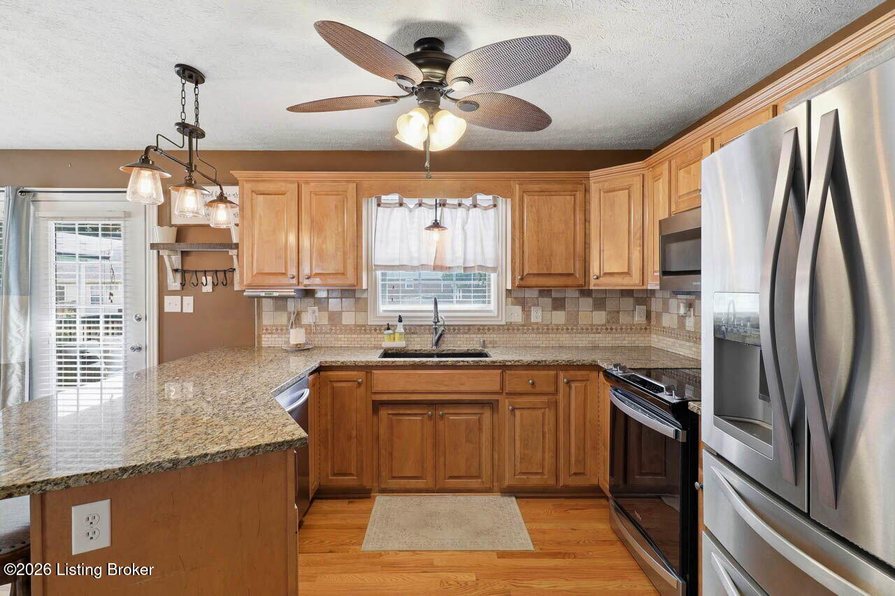 236 Bentwood Dr