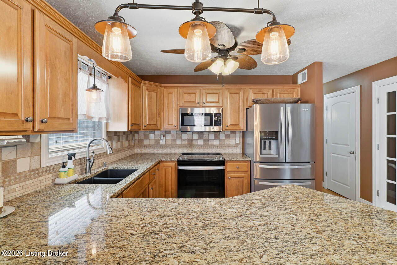 236 Bentwood Dr