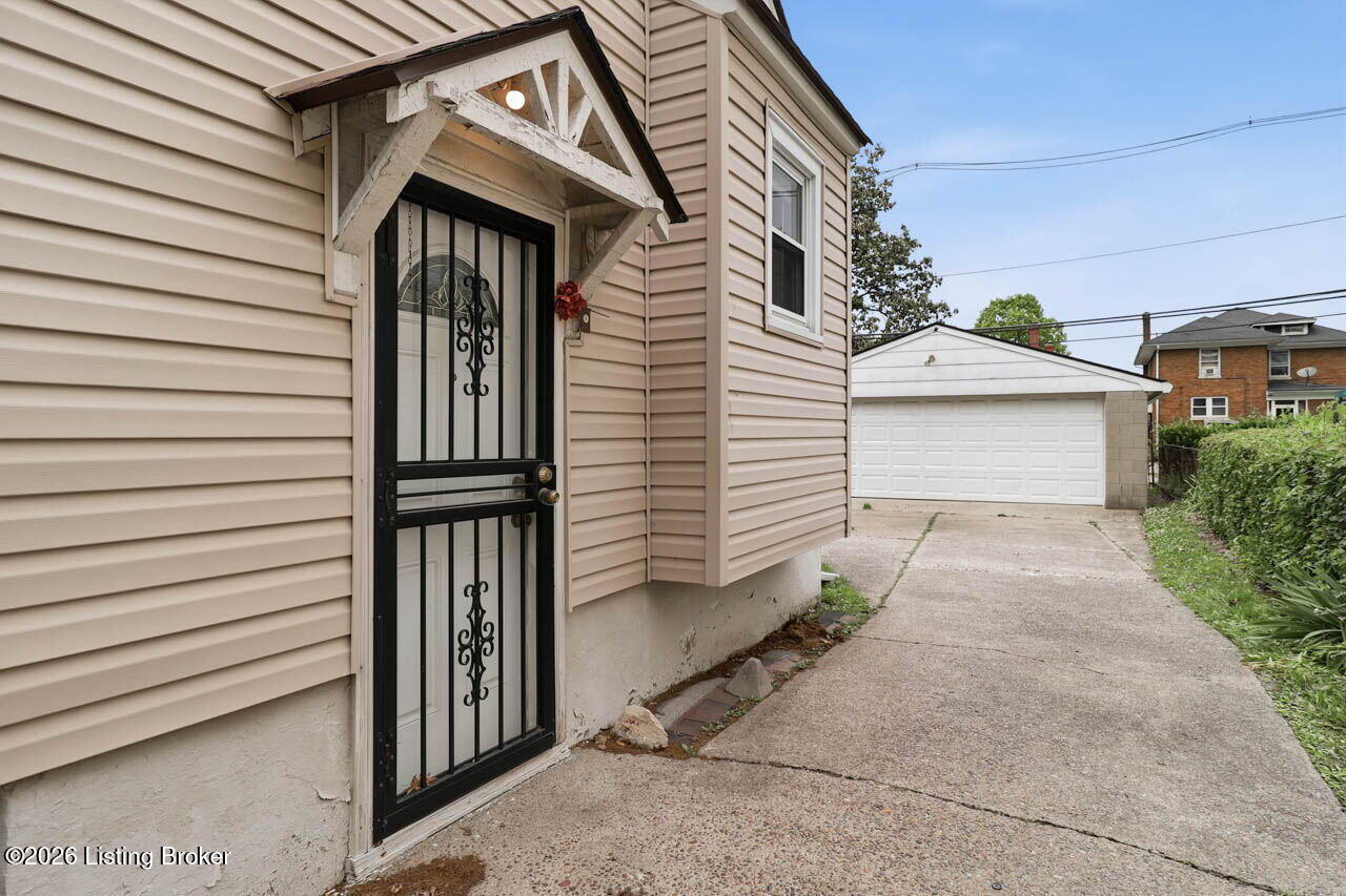 1811 Dixdale Ave