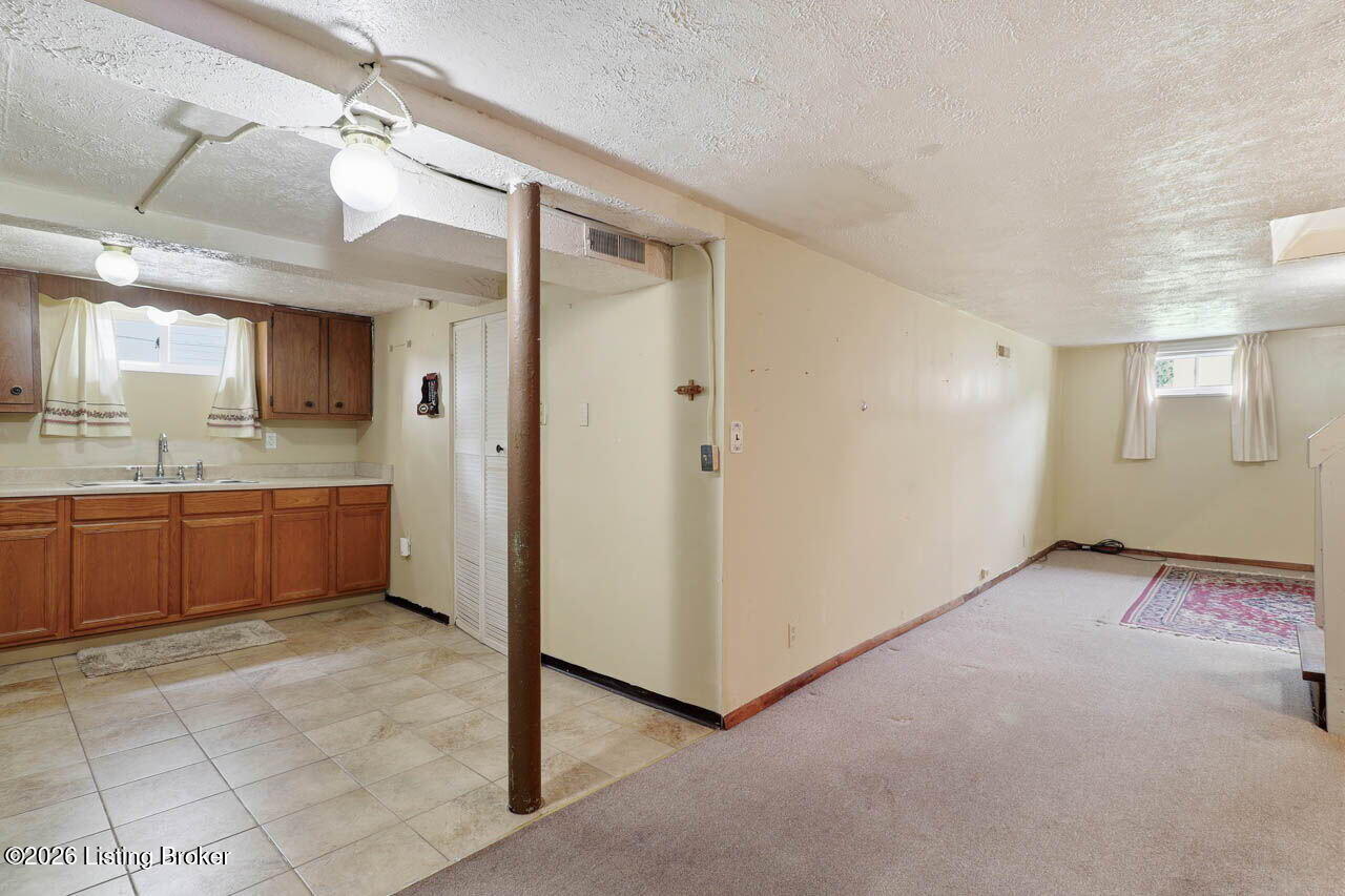 1811 Dixdale Ave
