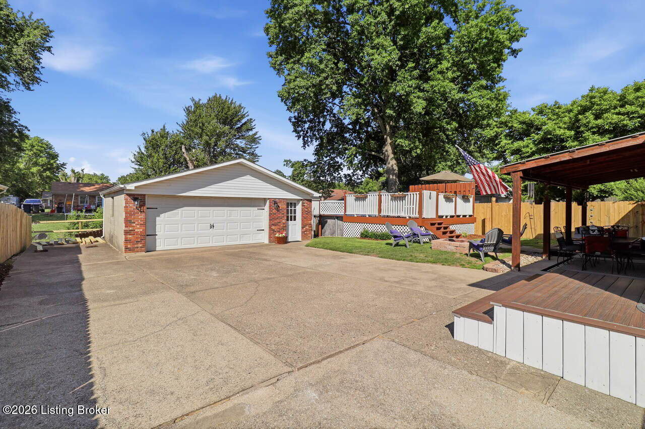 2419 McGee Dr