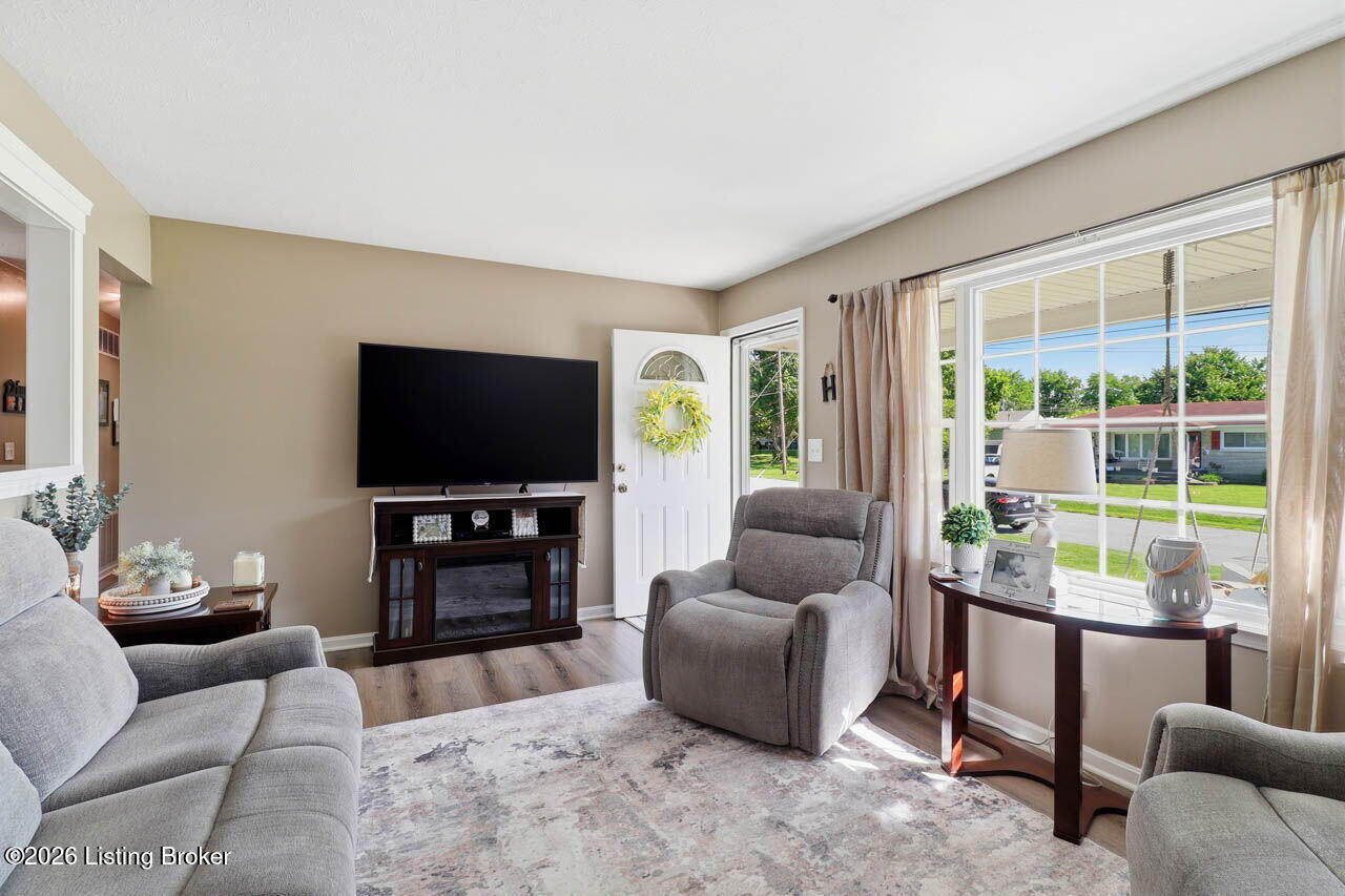 2419 McGee Dr