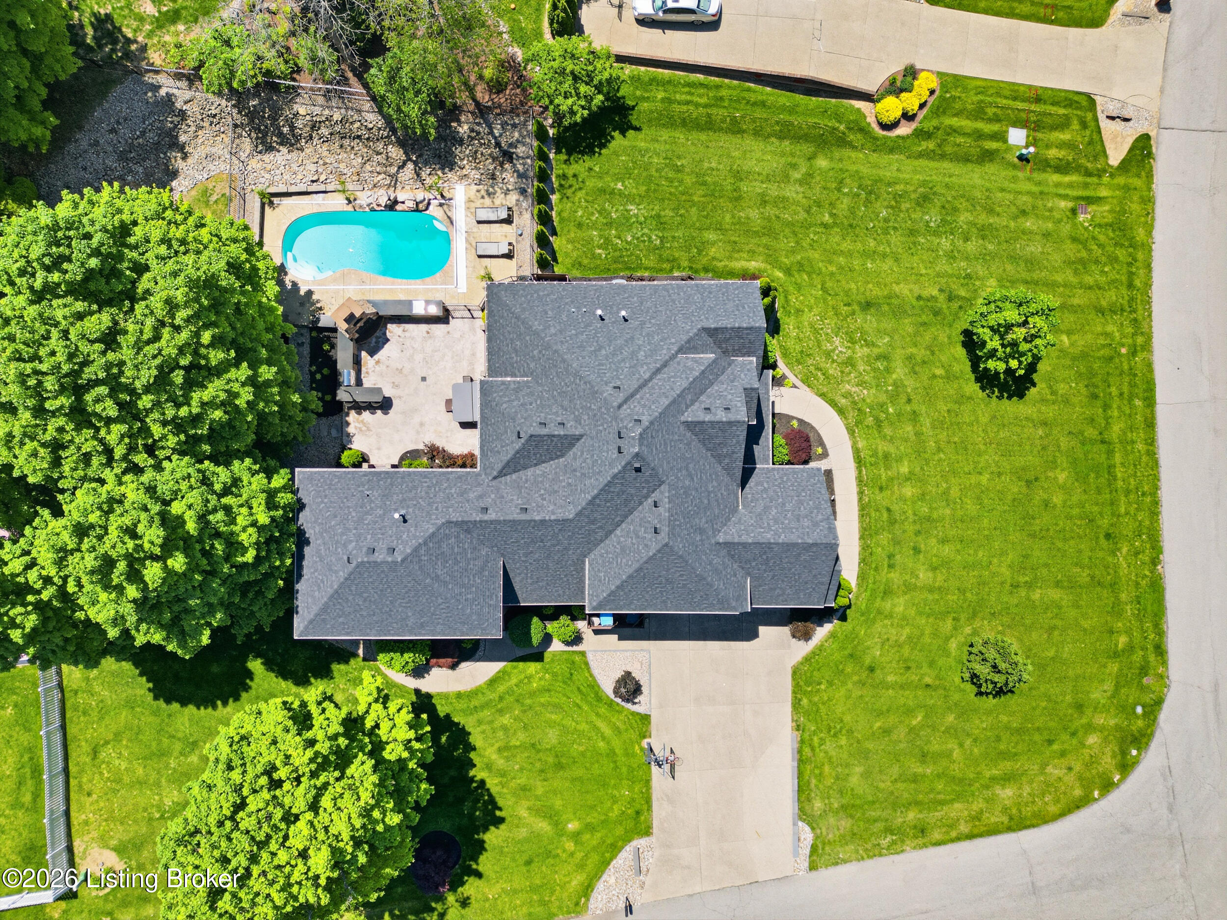 6207 Perrin Dr