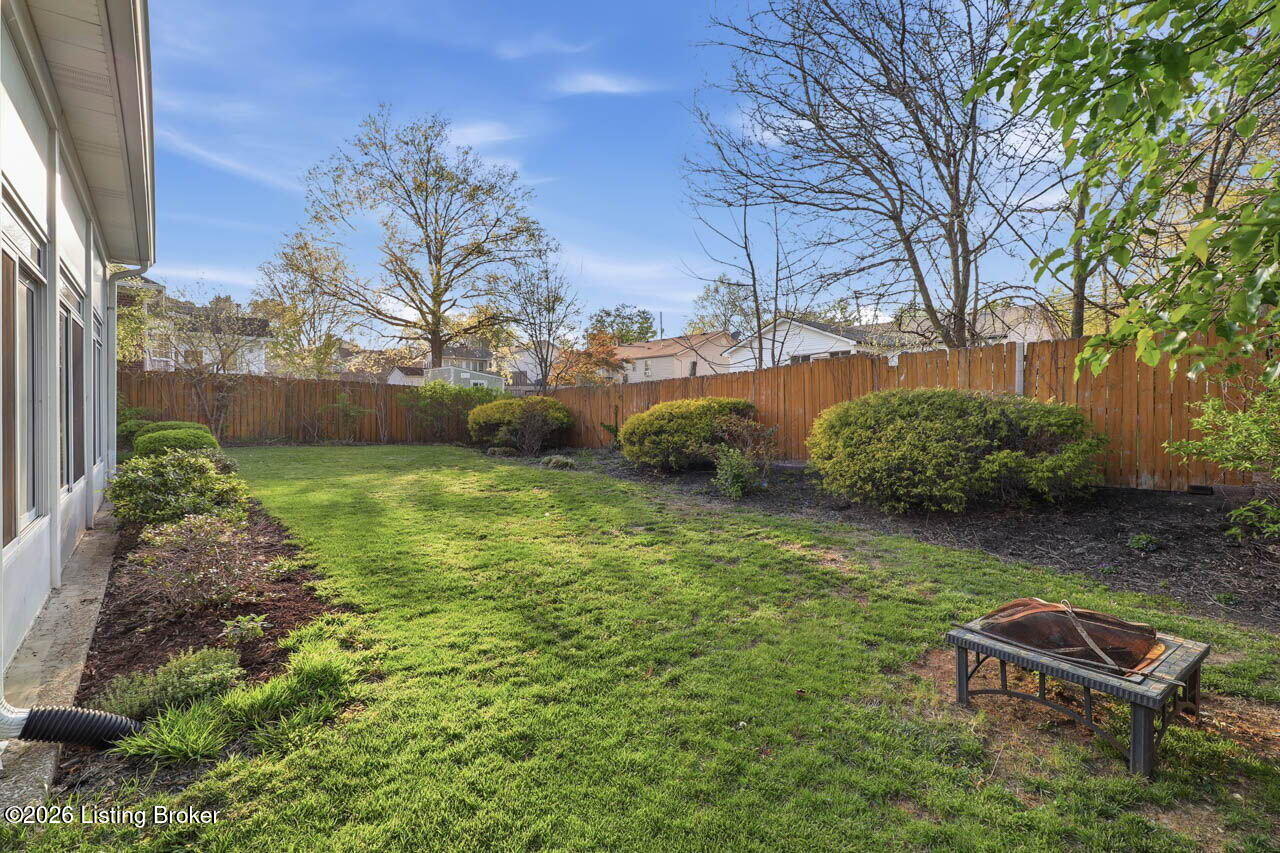 12611 Bernay Pl