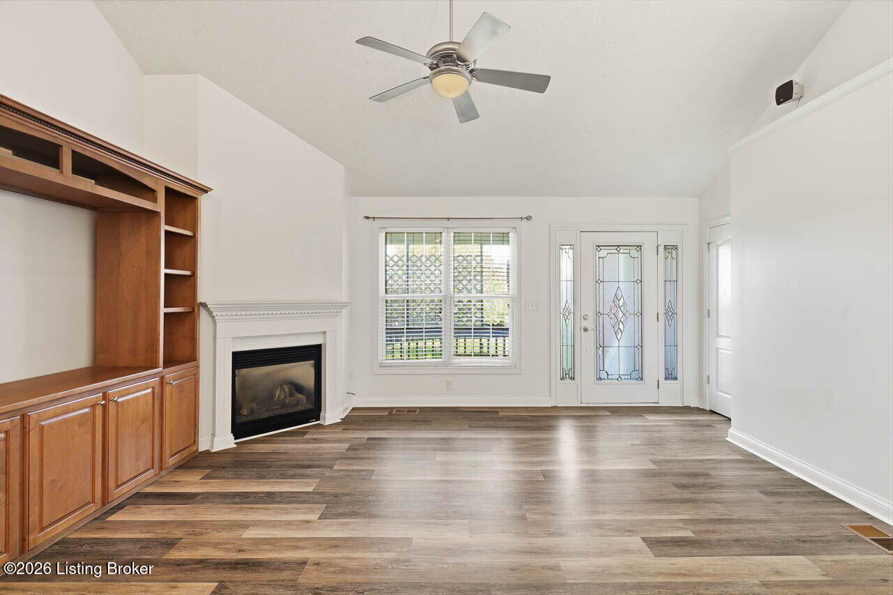 12611 Bernay Pl