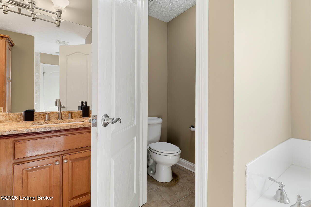 12611 Bernay Pl