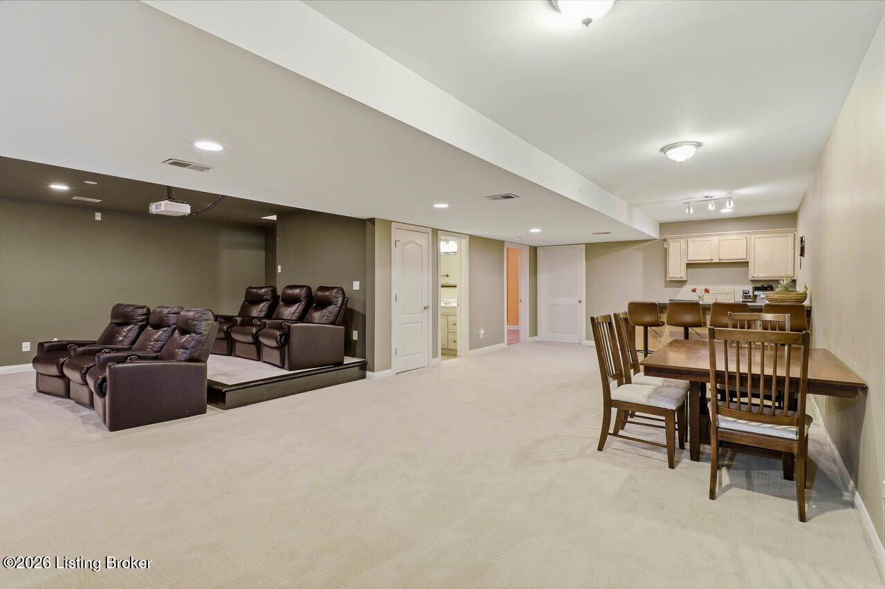 12611 Bernay Pl